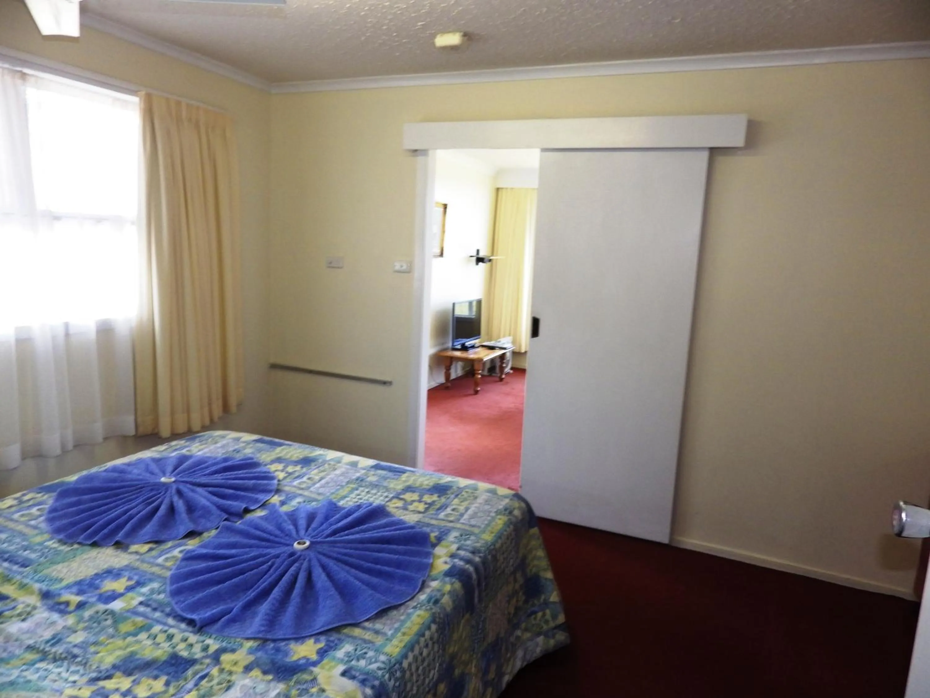 Bedroom, Bed in Panorama Seaside Apartments Norfolk Island