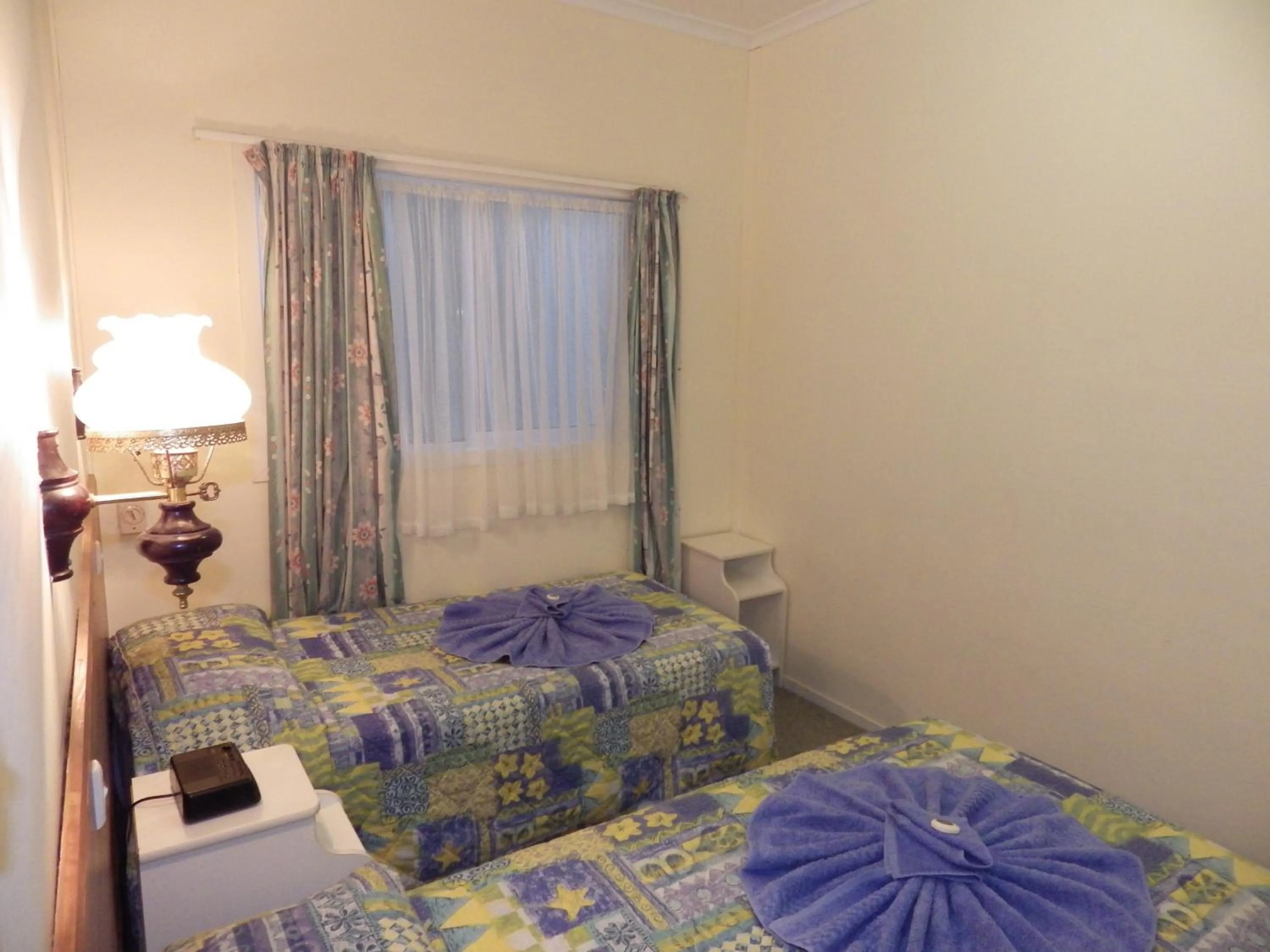 Bedroom, Bed in Panorama Seaside Apartments Norfolk Island