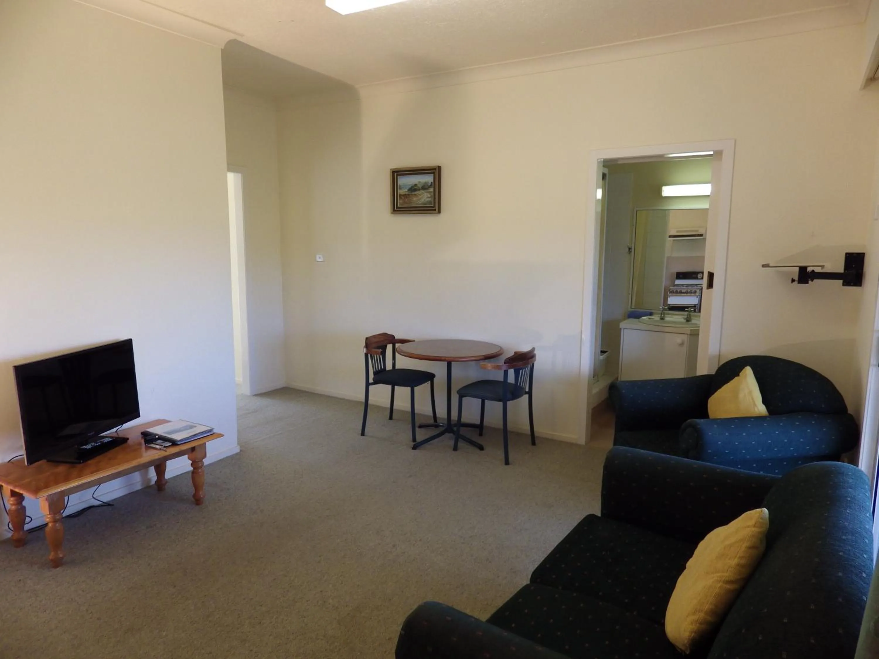 TV and multimedia in Panorama Seaside Apartments Norfolk Island