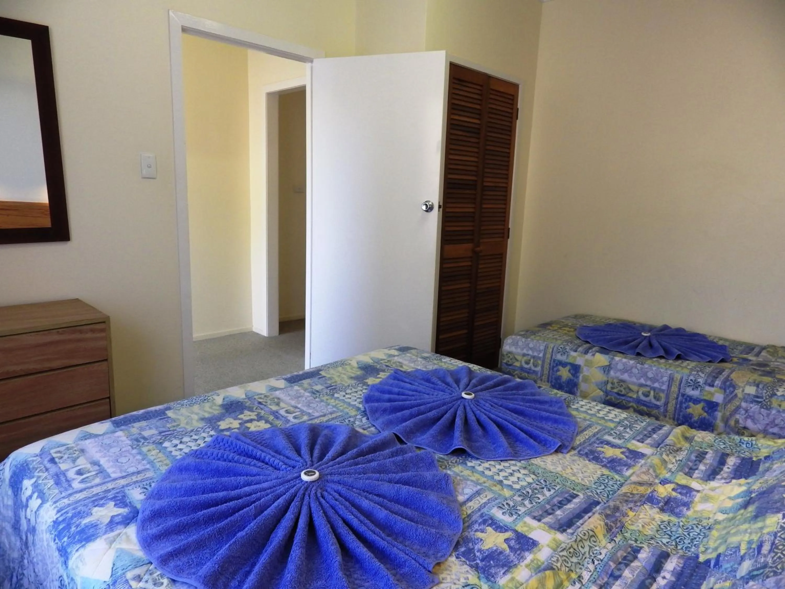 Bedroom, Bed in Panorama Seaside Apartments Norfolk Island