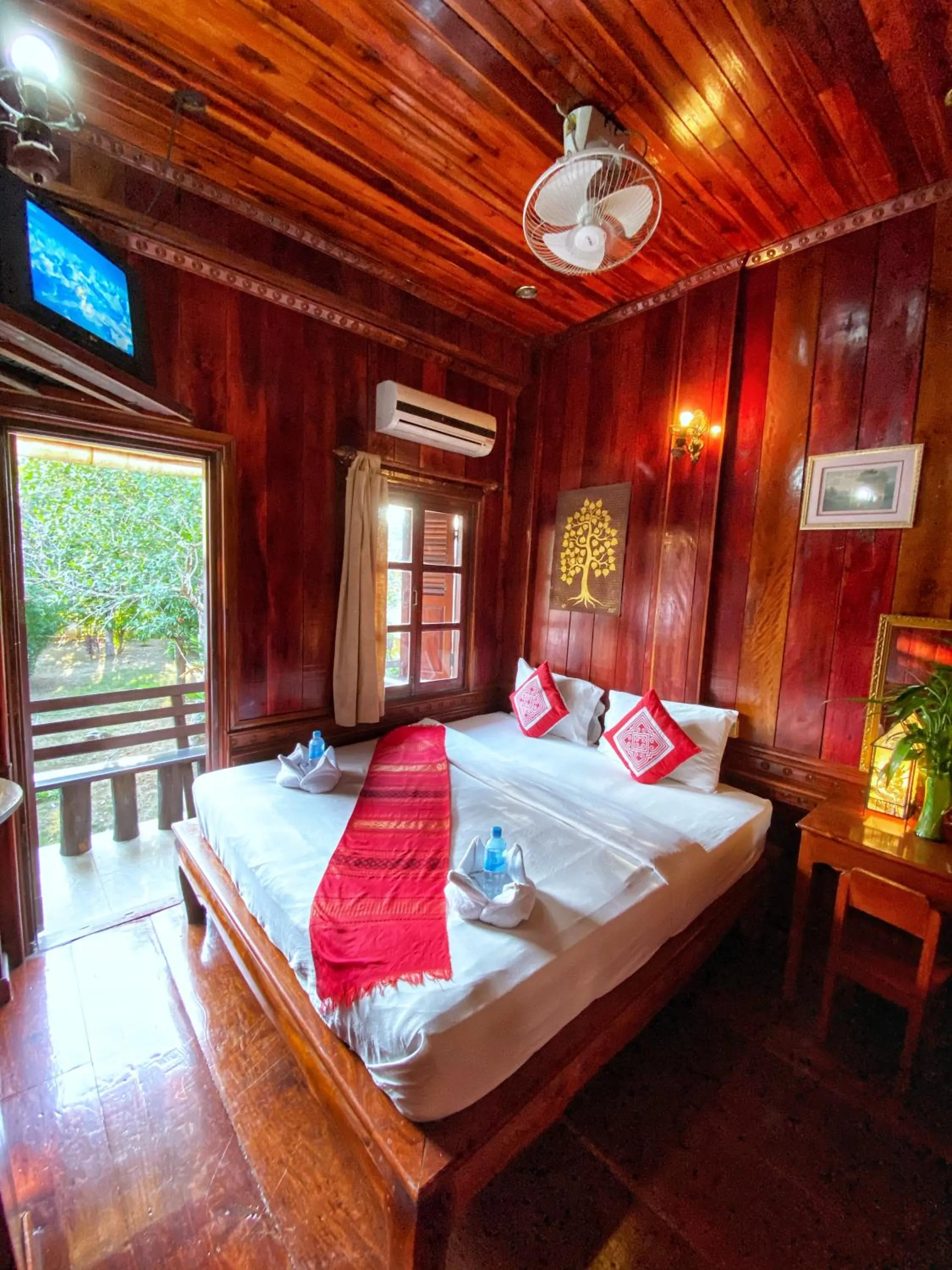 Bed in Soutikone1 Guesthouse