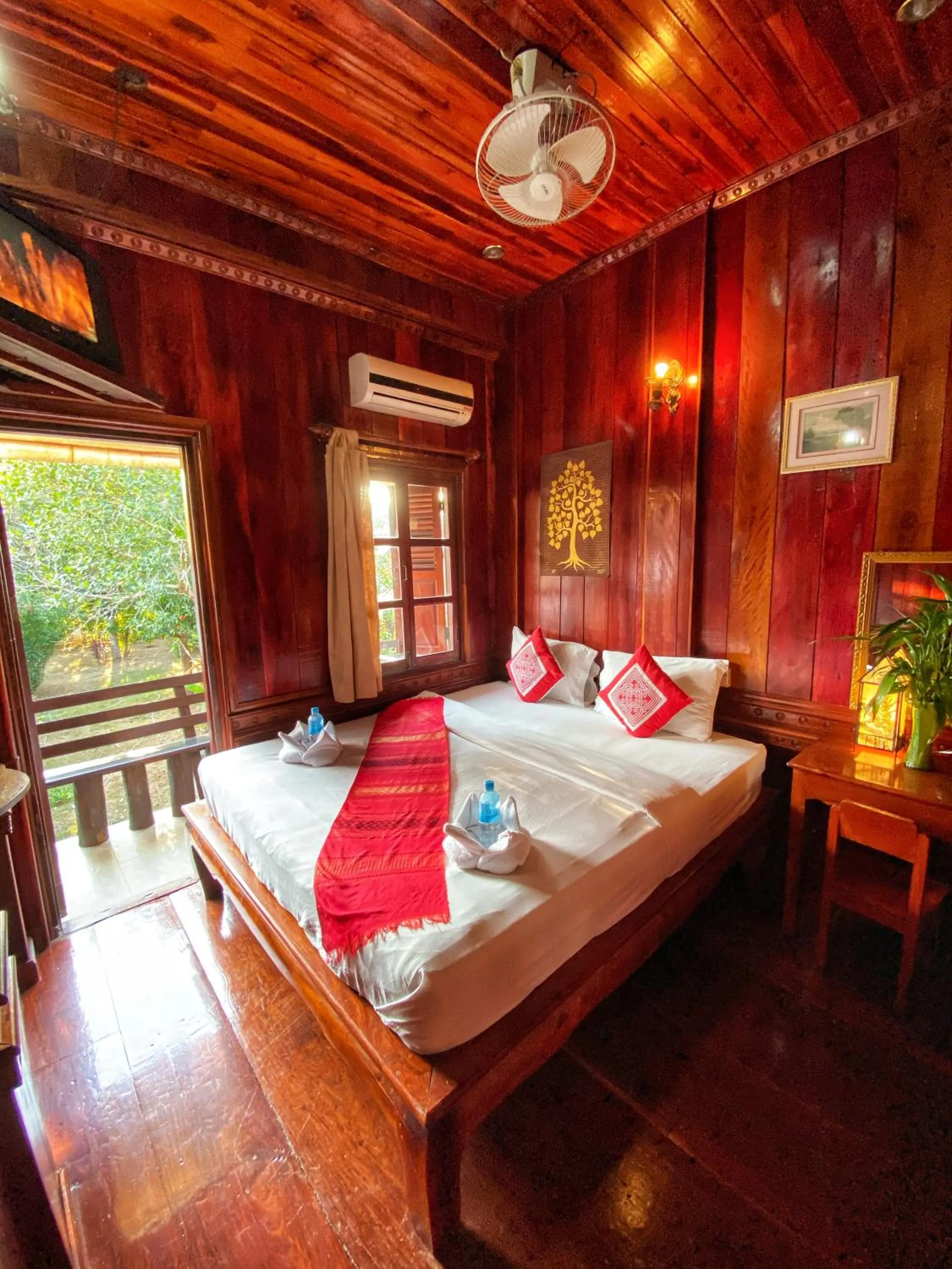 Bed in Soutikone1 Guesthouse