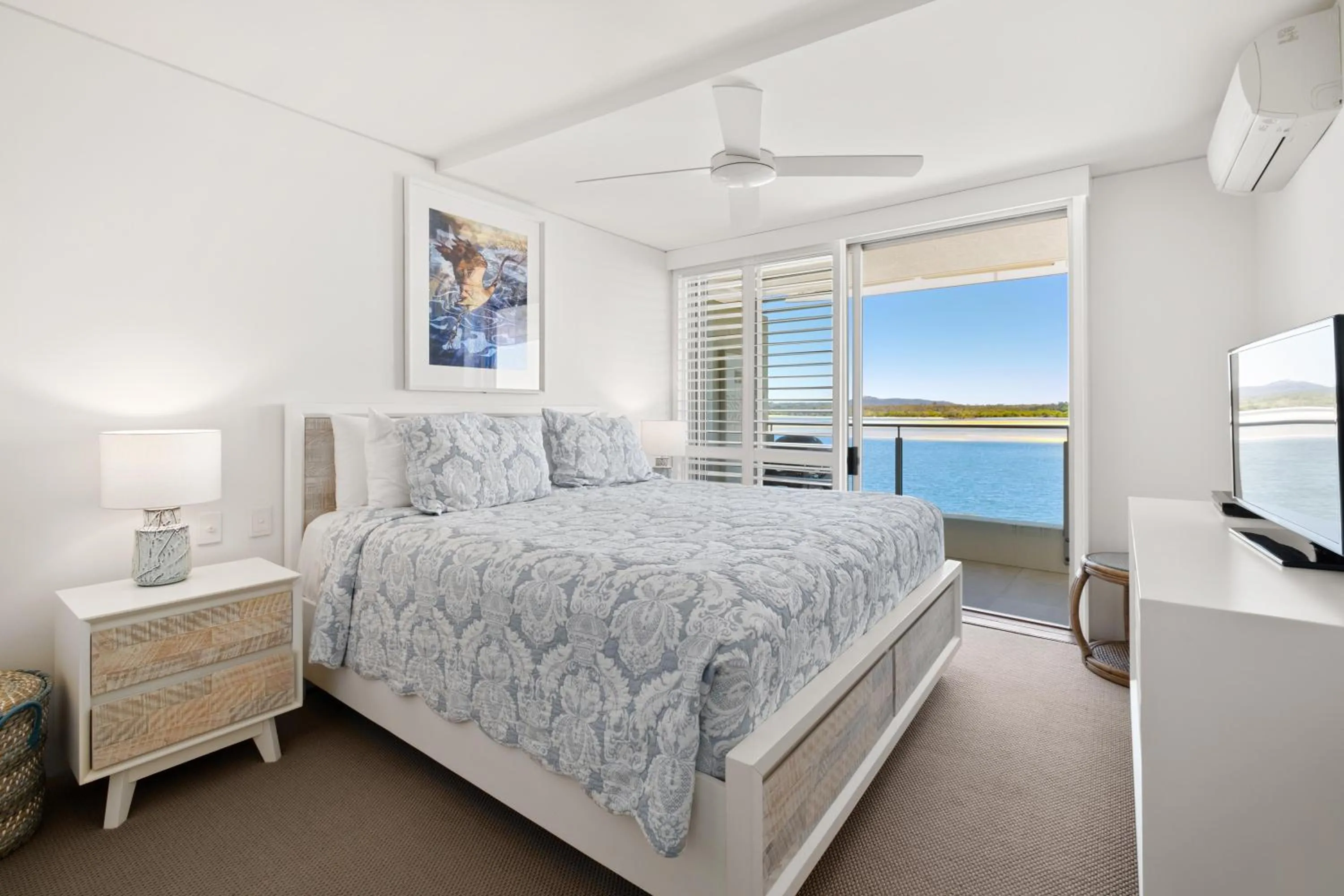 Bed in Las Rias Holiday Apartments