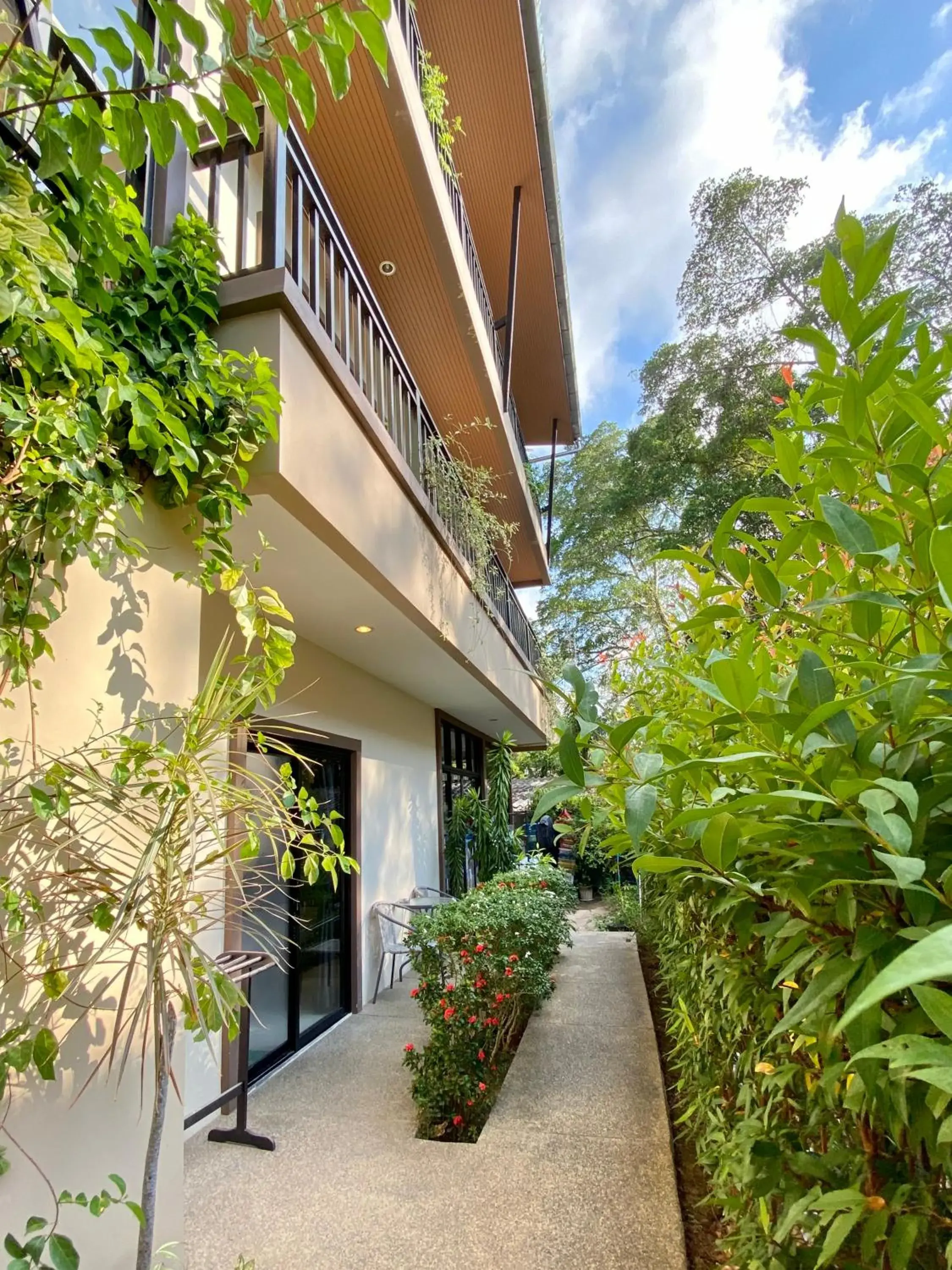 Property building in Pensiri House - SHA Extra Plus Property building in Pensiri House - SHA Extra Plus