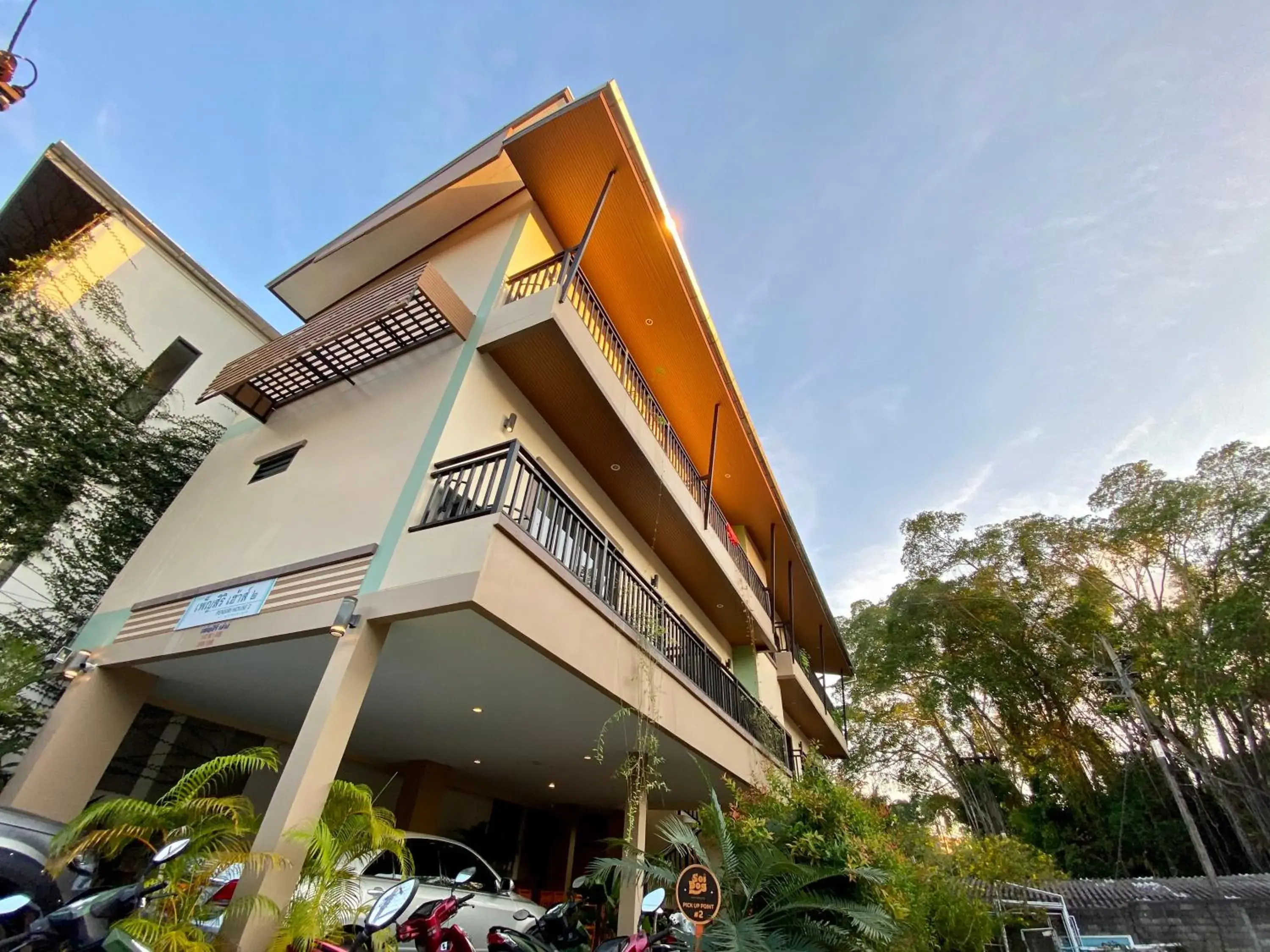 Property building in Pensiri House - SHA Extra Plus Property building in Pensiri House - SHA Extra Plus