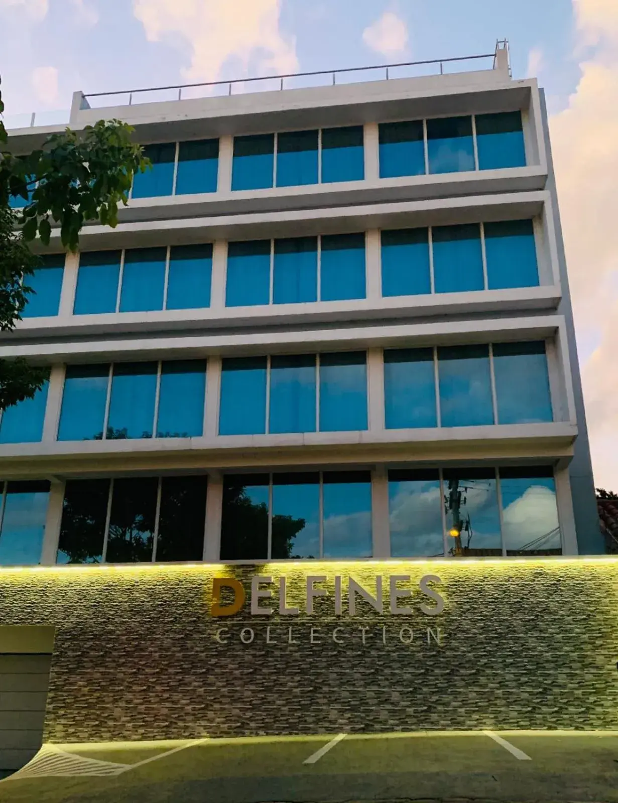 Facade/entrance in Delfines Collection Hotel by Mercure Facade/entrance in Delfines Collection Hotel by Mercure