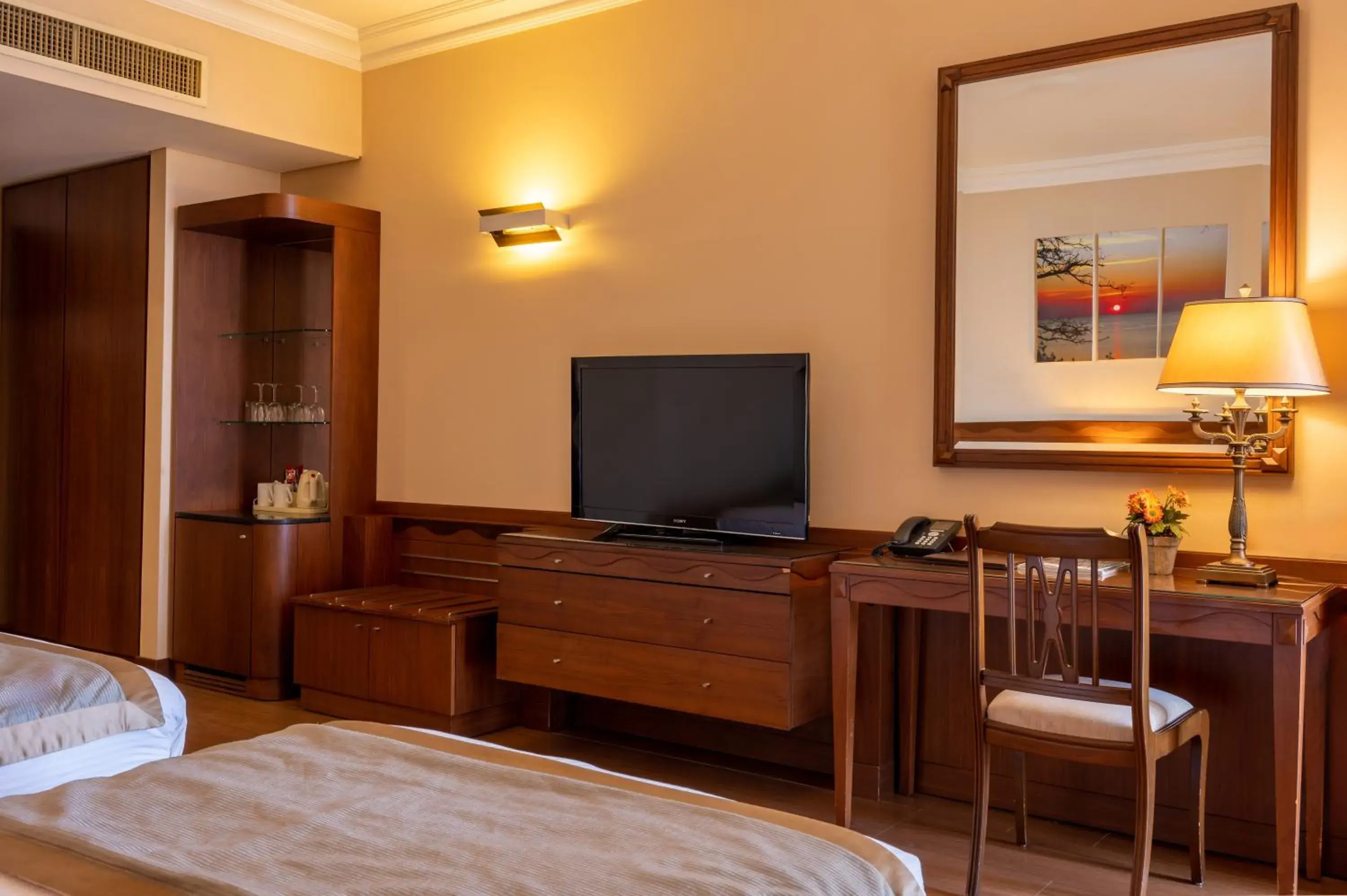 Deluxe Double or Twin Room in Jiyeh Marina Resort Hotel & Chalets Deluxe Double or Twin Room in Jiyeh Marina Resort Hotel & Chalets