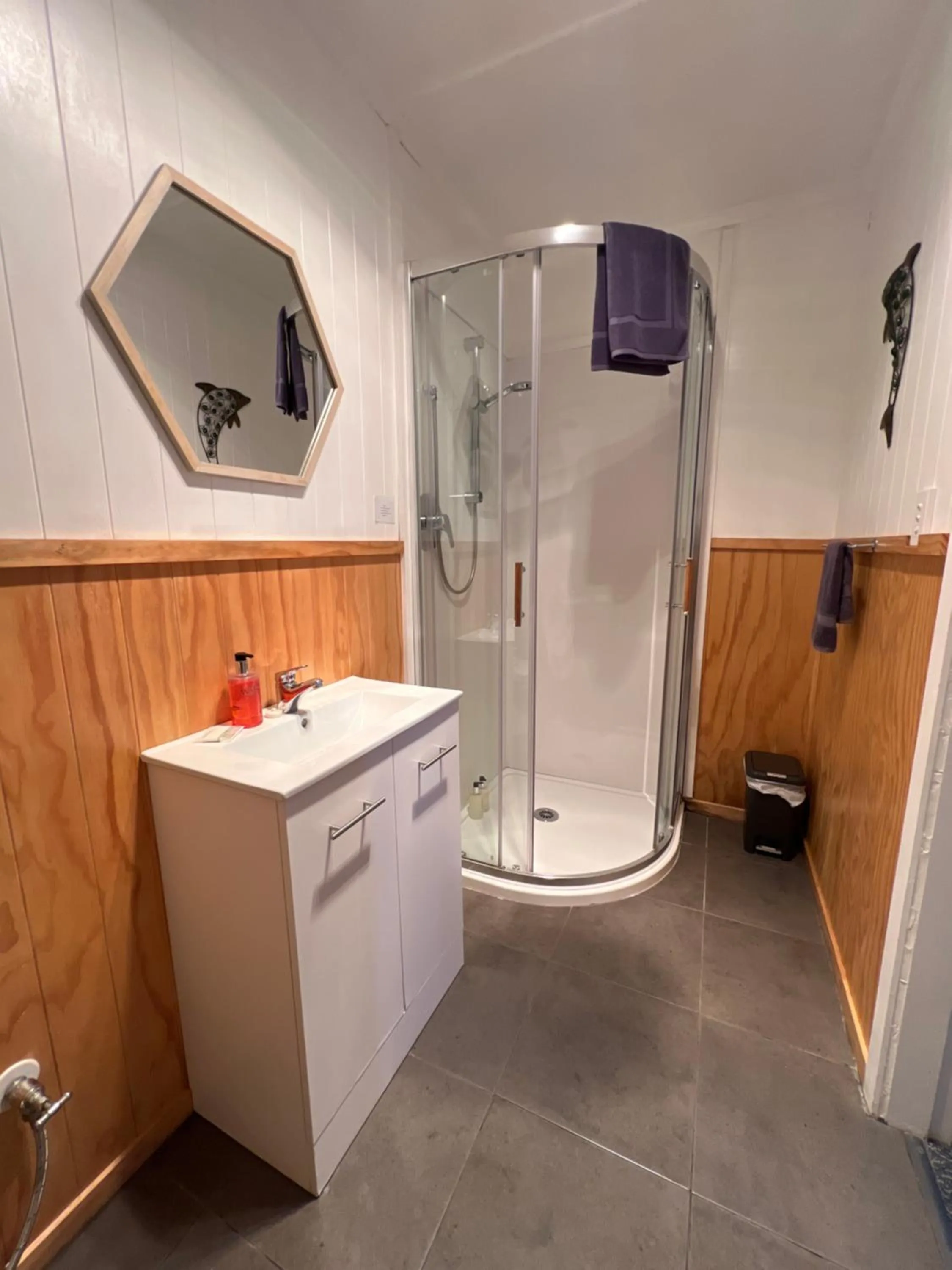 Shower in High Street Living Motel