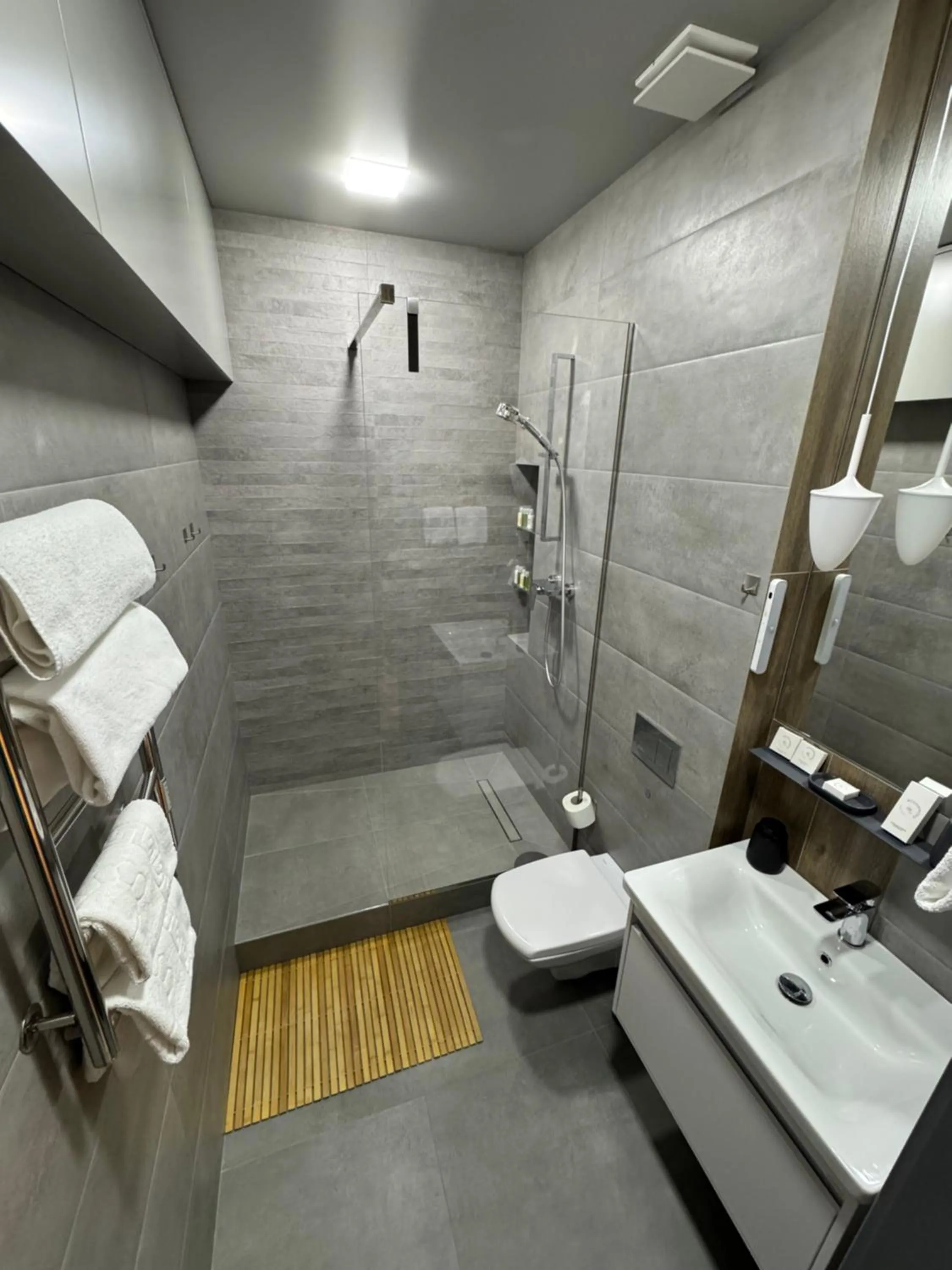 Shower in ACCOMMODO192