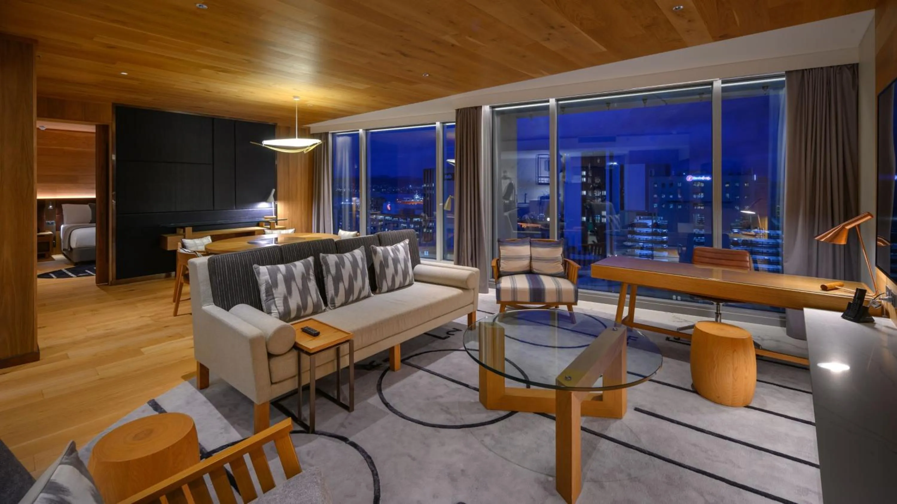 Photo of the whole room in Crowne Plaza Hobart by IHG