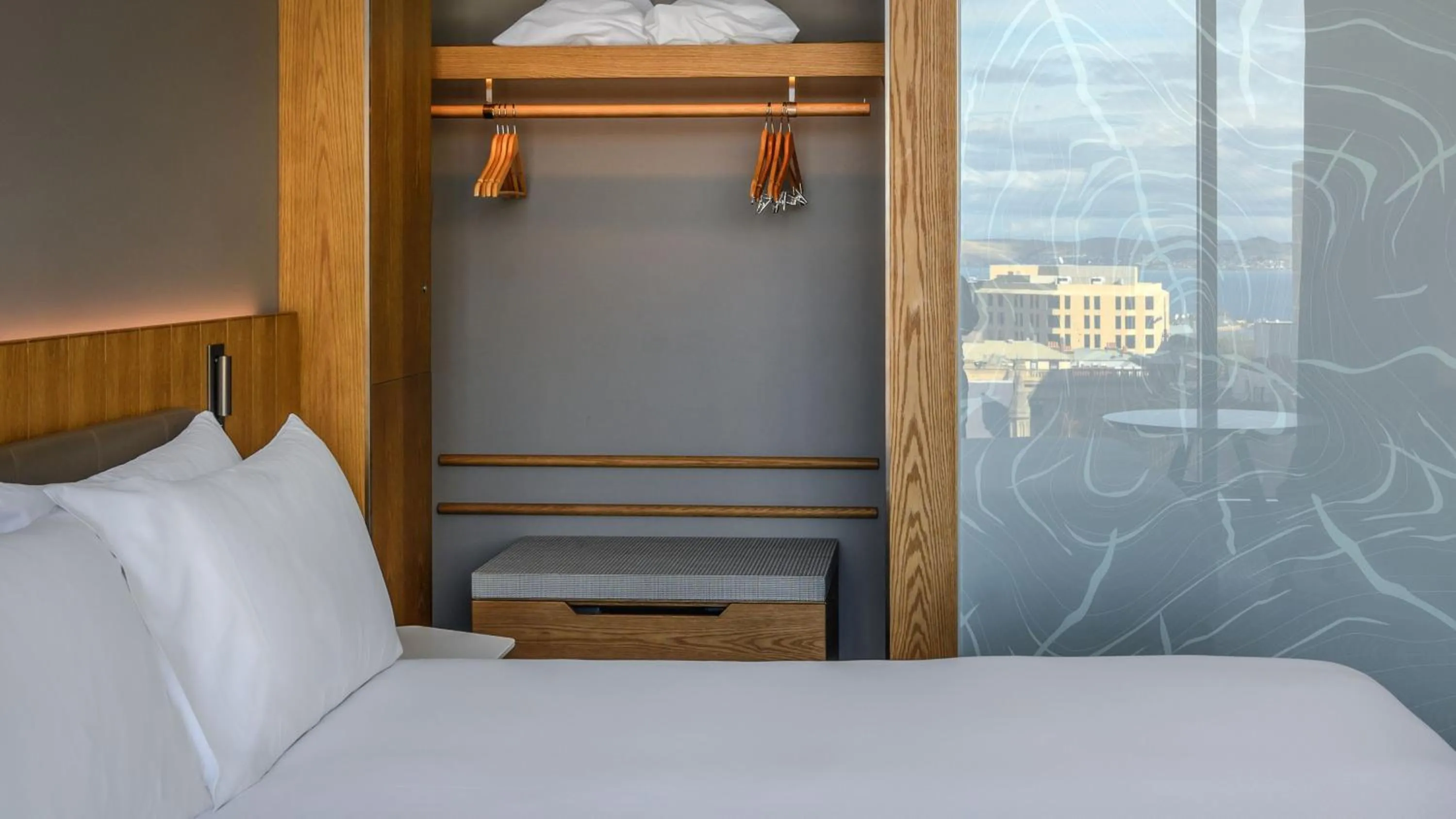 Photo of the whole room, Bed in Crowne Plaza Hobart by IHG