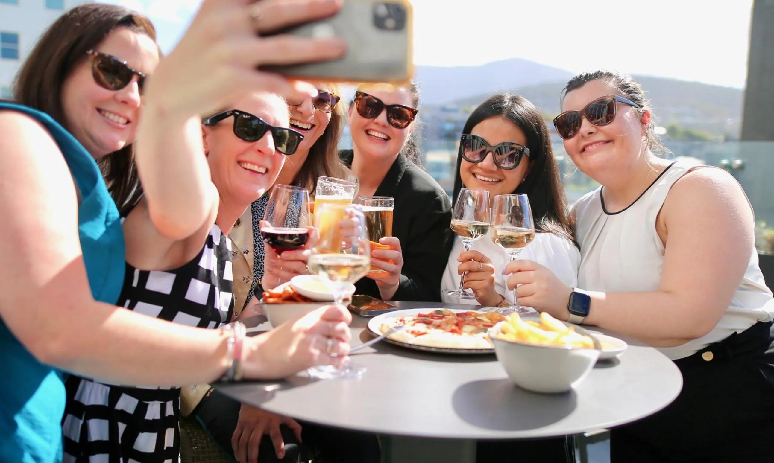 Restaurant/places to eat in Crowne Plaza Hobart by IHG