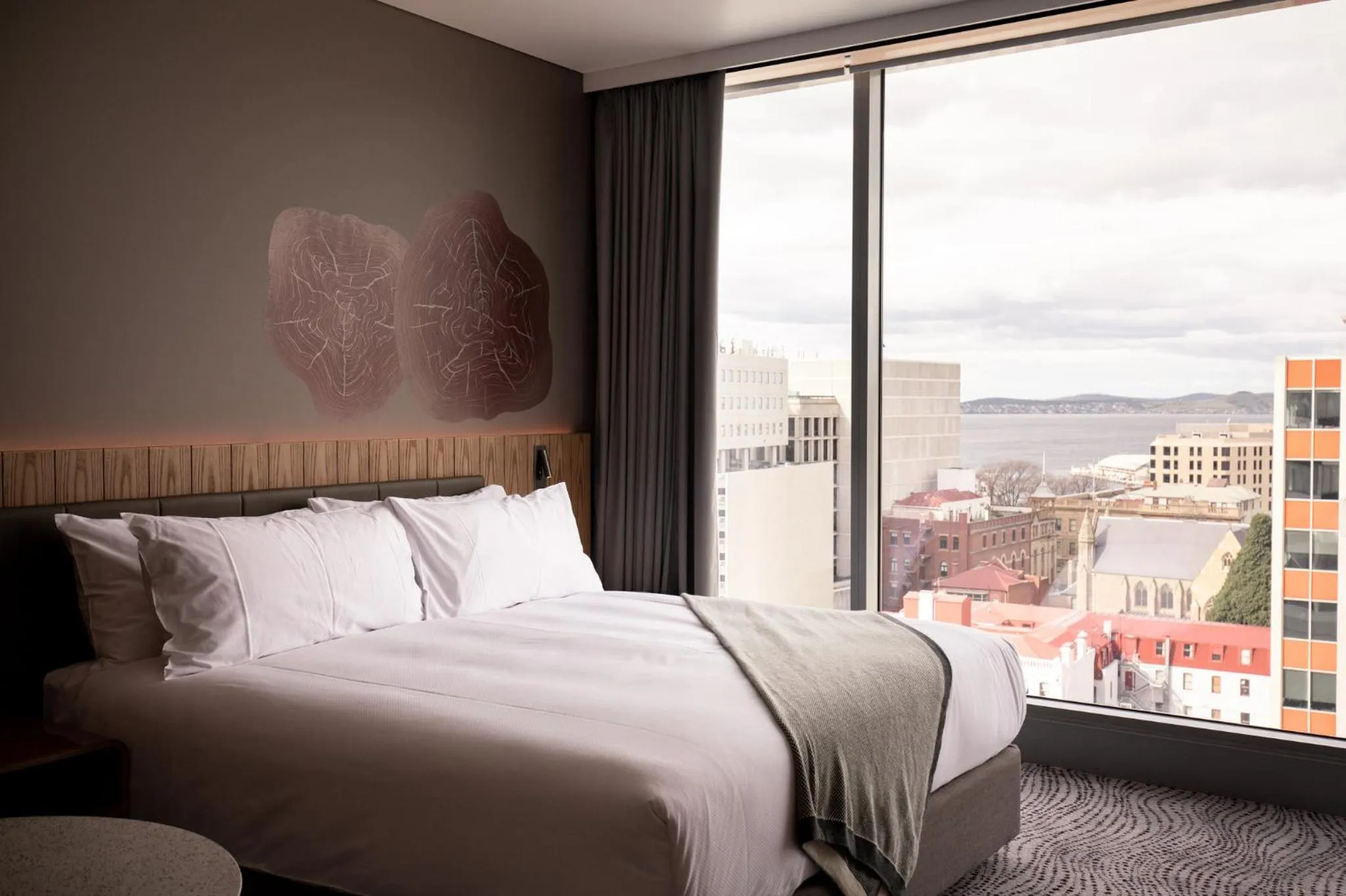Photo of the whole room, Bed in Crowne Plaza Hobart by IHG