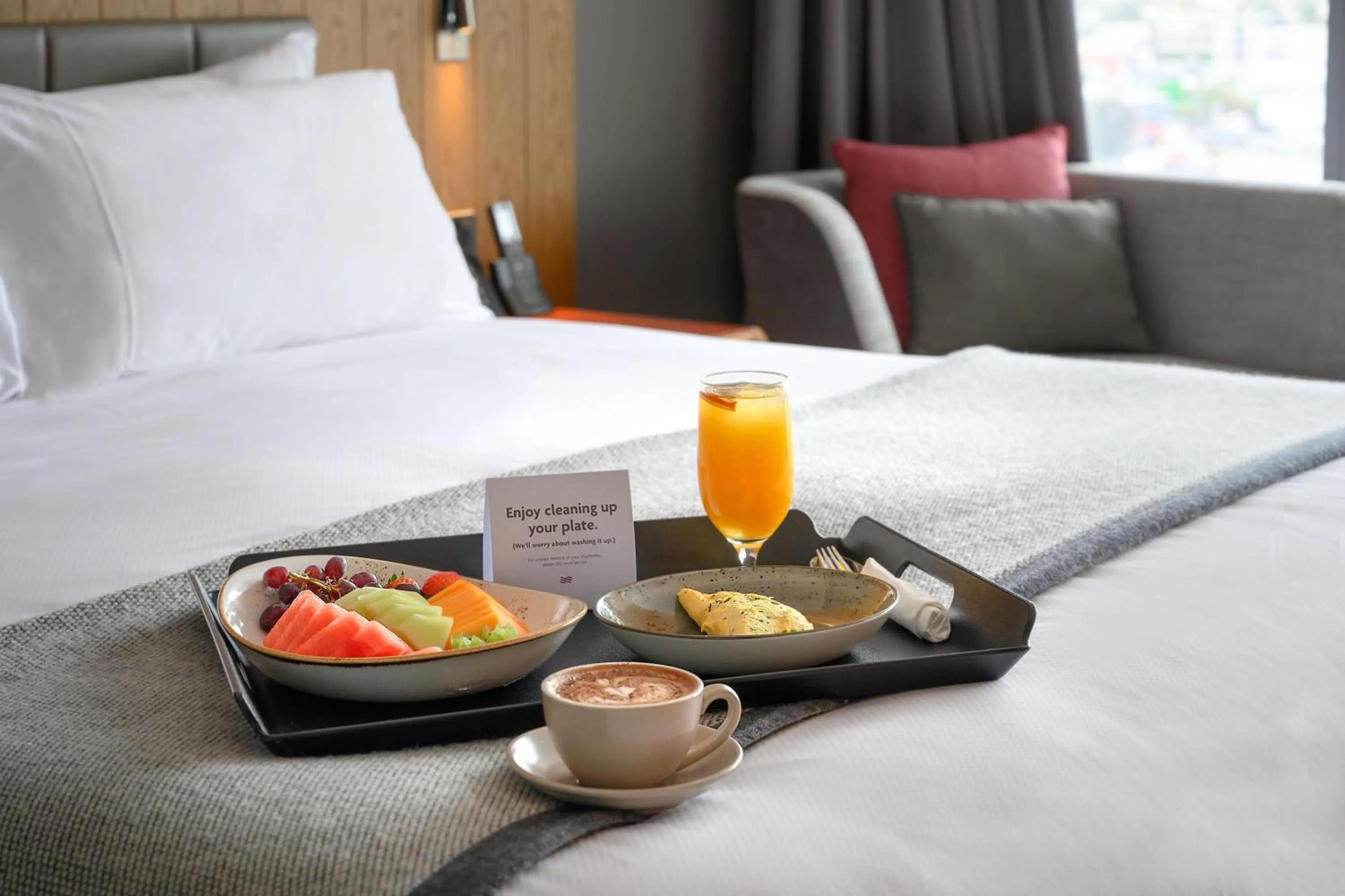 Photo of the whole room, Bed in Crowne Plaza Hobart by IHG