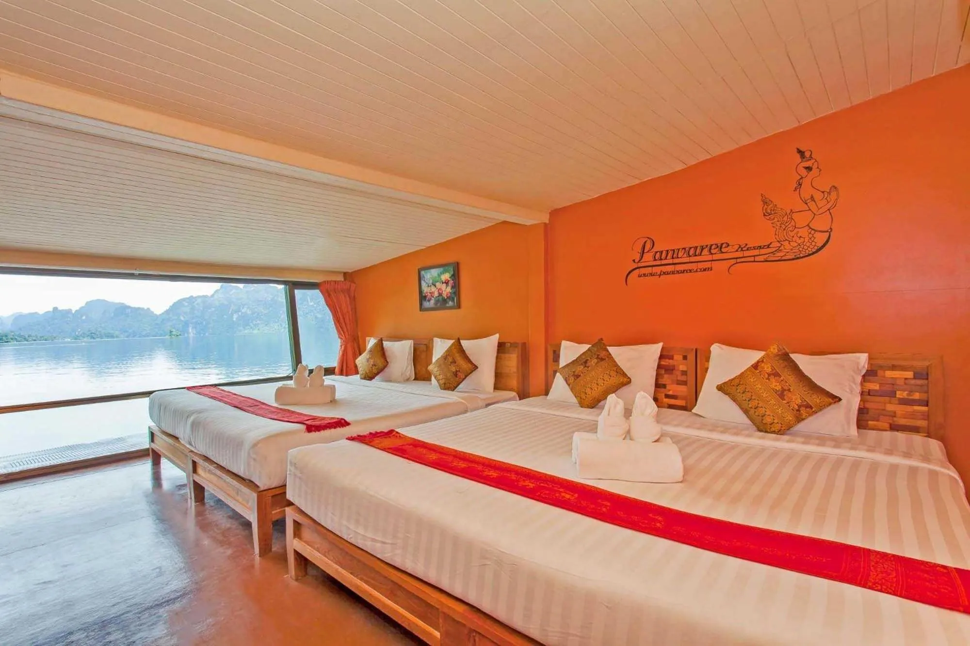 Bed in Panvaree Resort