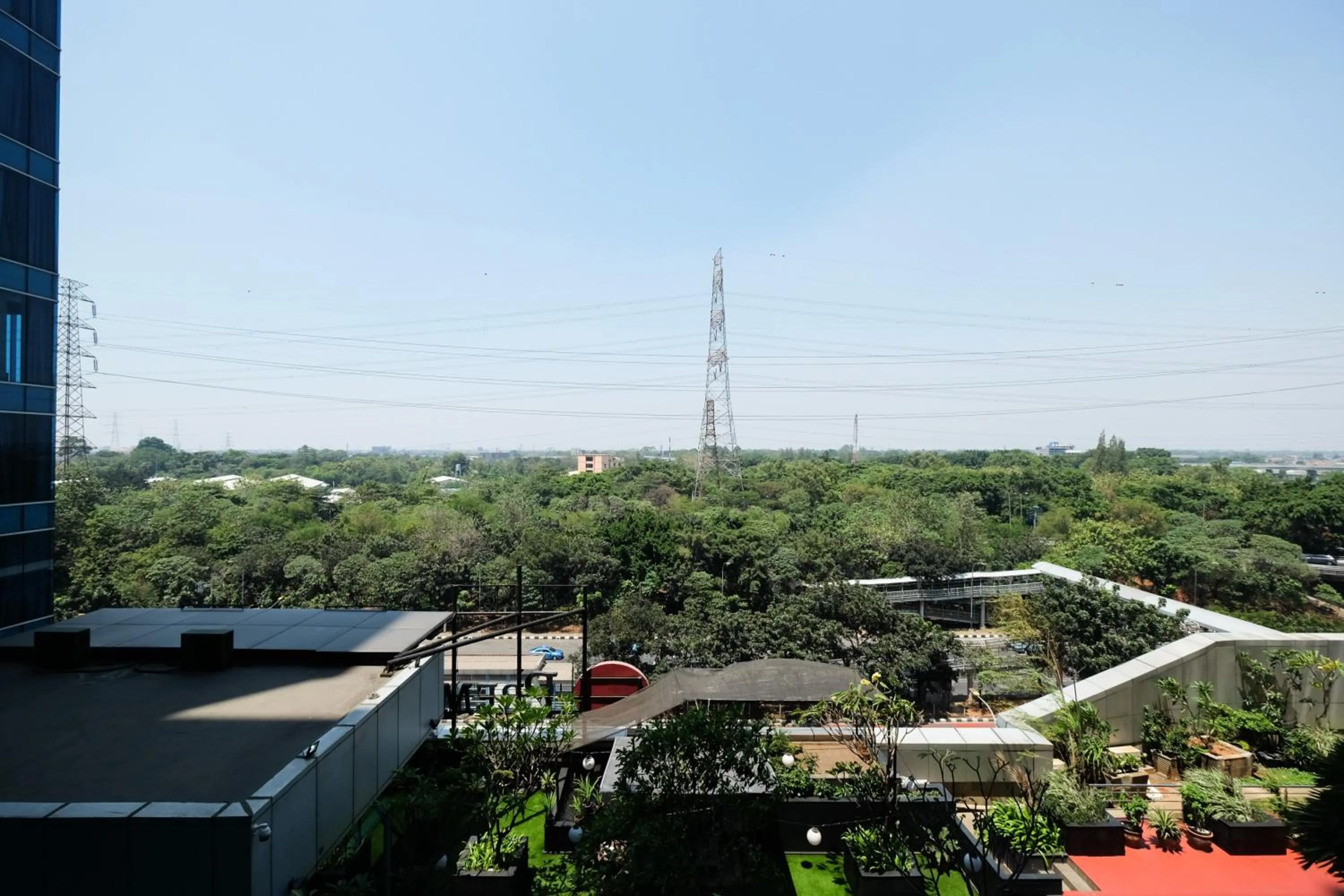 Exclusive Studio Tamansari The Hive Apartment in Strategic Location By Travelio