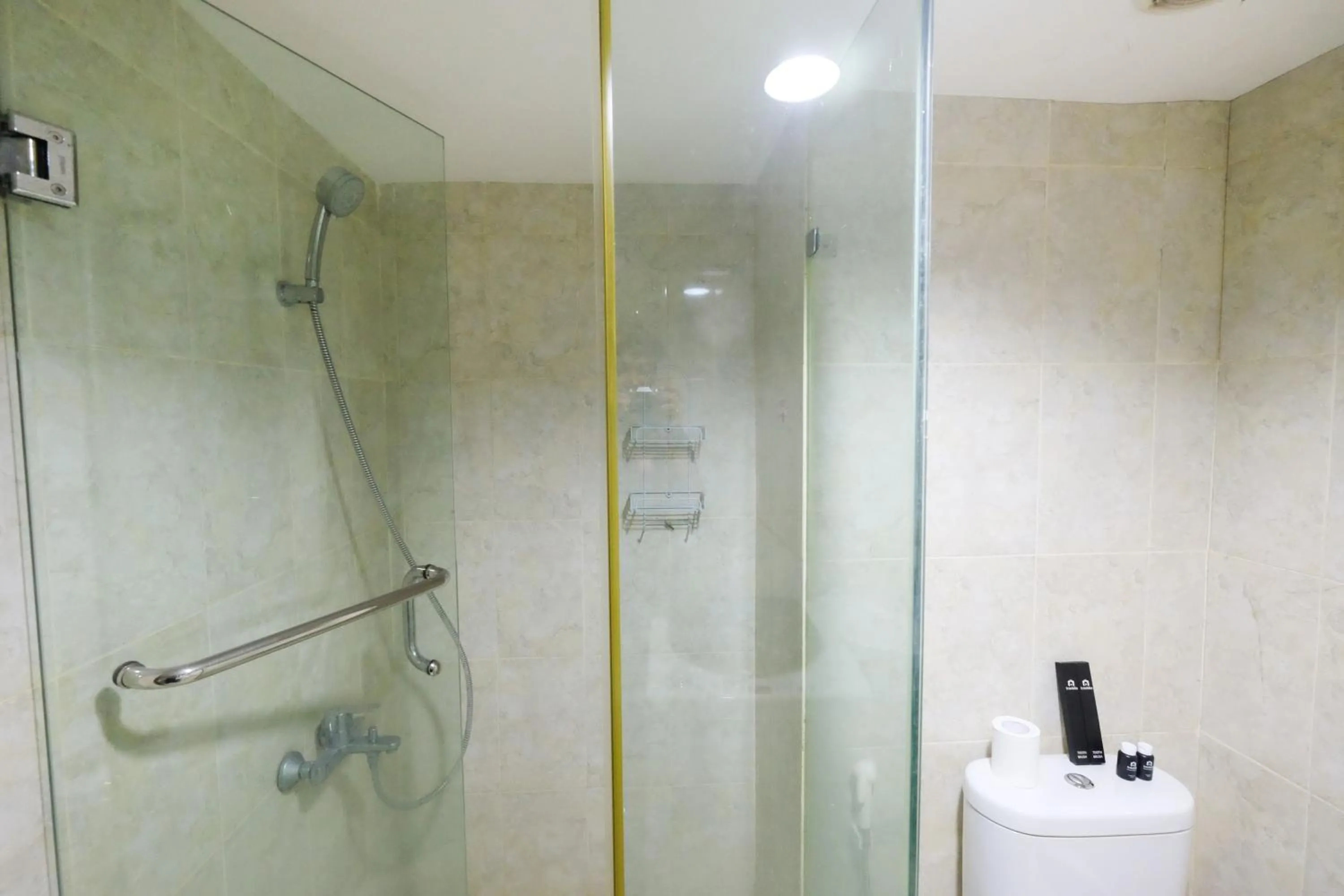 Exclusive Studio Tamansari The Hive Apartment in Strategic Location By Travelio