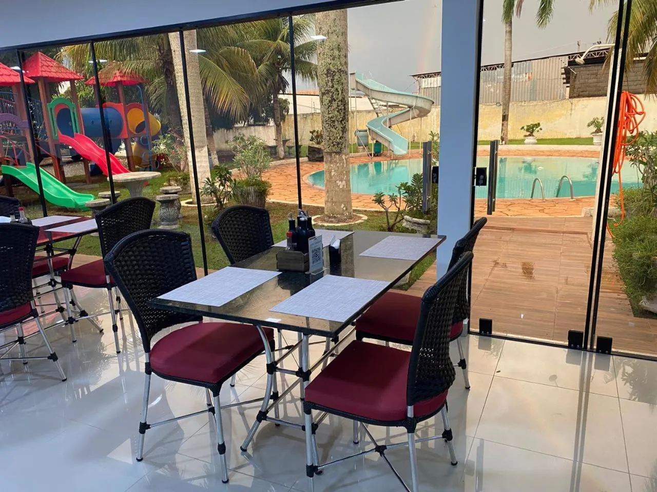 Restaurant/places to eat in Hotel Itamaraty