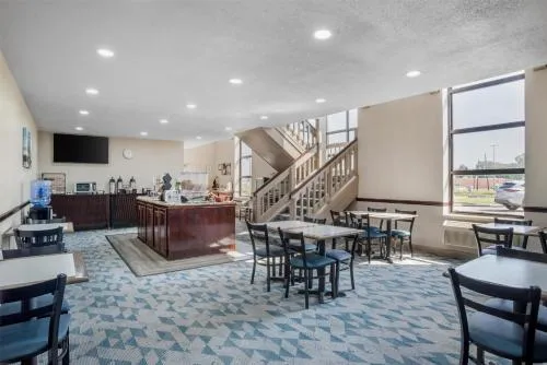 SureStay Plus Hotel by Best Western Greenwood