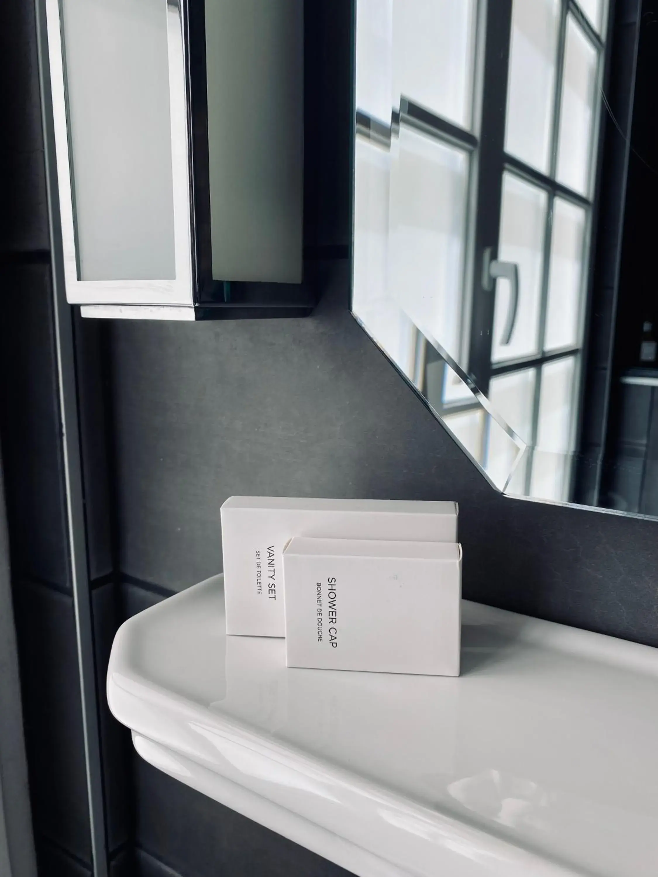 Bathroom in Hôtel Fabric Bathroom in Hôtel Fabric