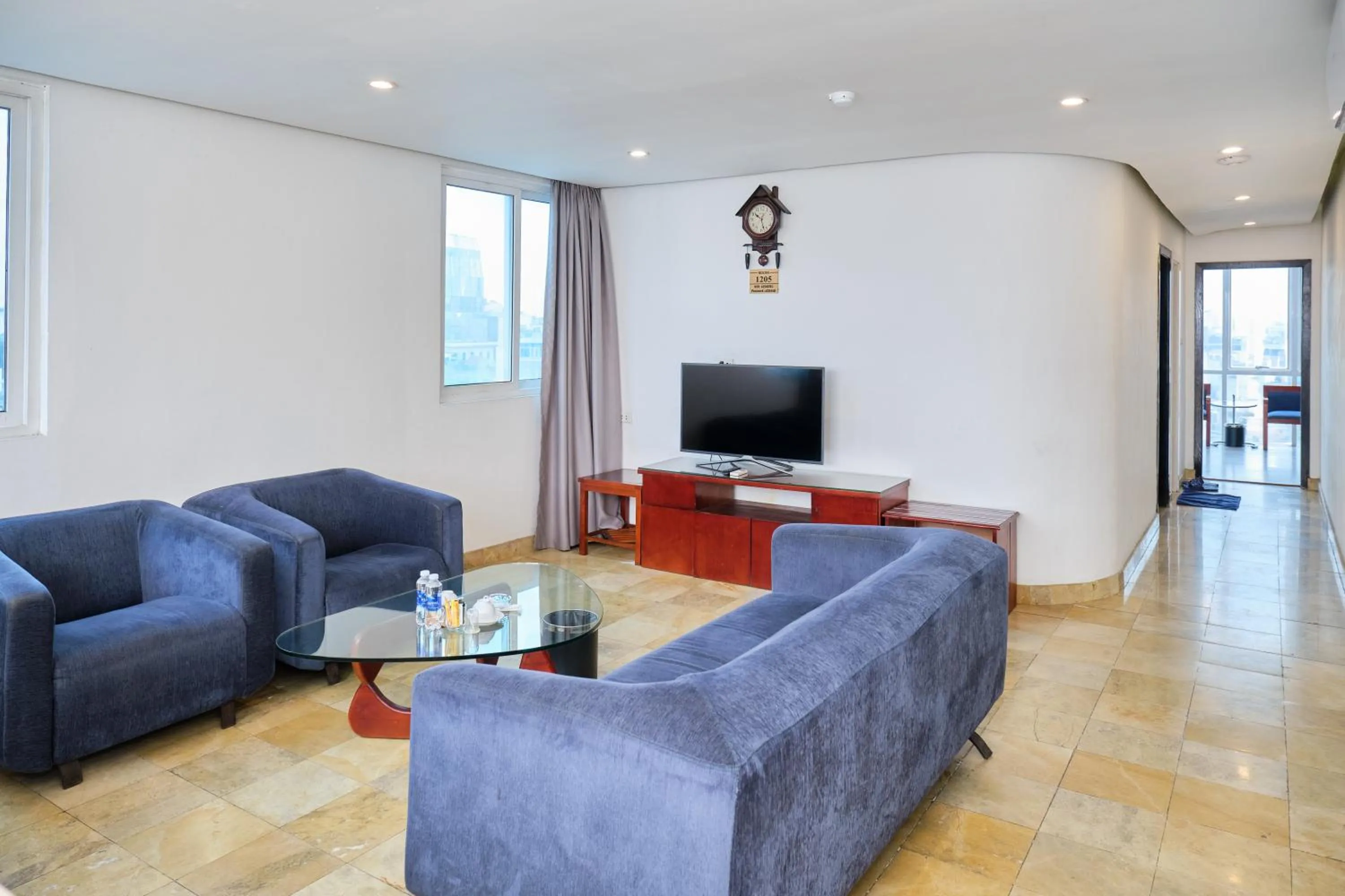 Communal lounge/ TV room in A25 Hotel - 12 Ngô Sỹ Liên