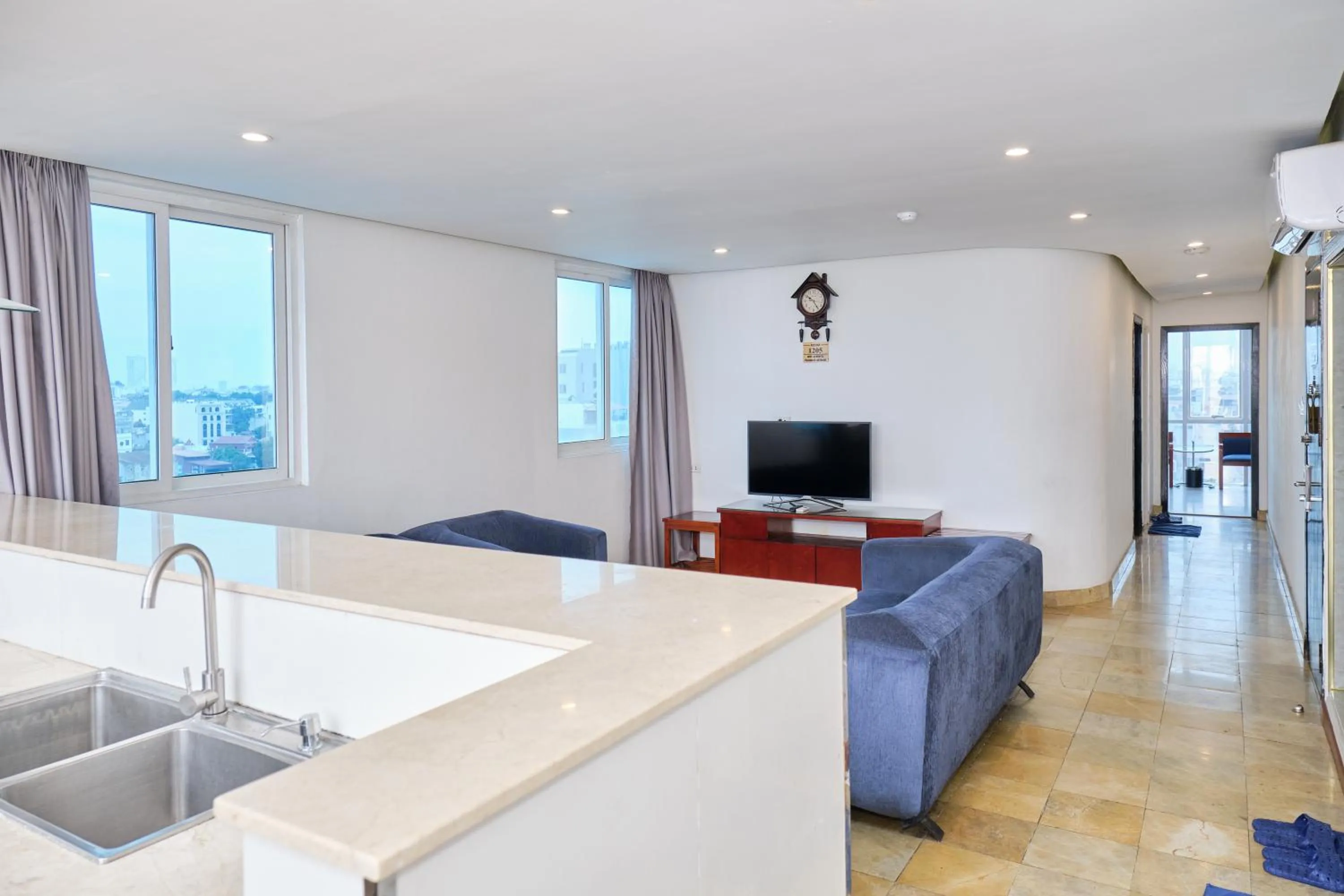 Communal lounge/ TV room in A25 Hotel - 12 Ngô Sỹ Liên