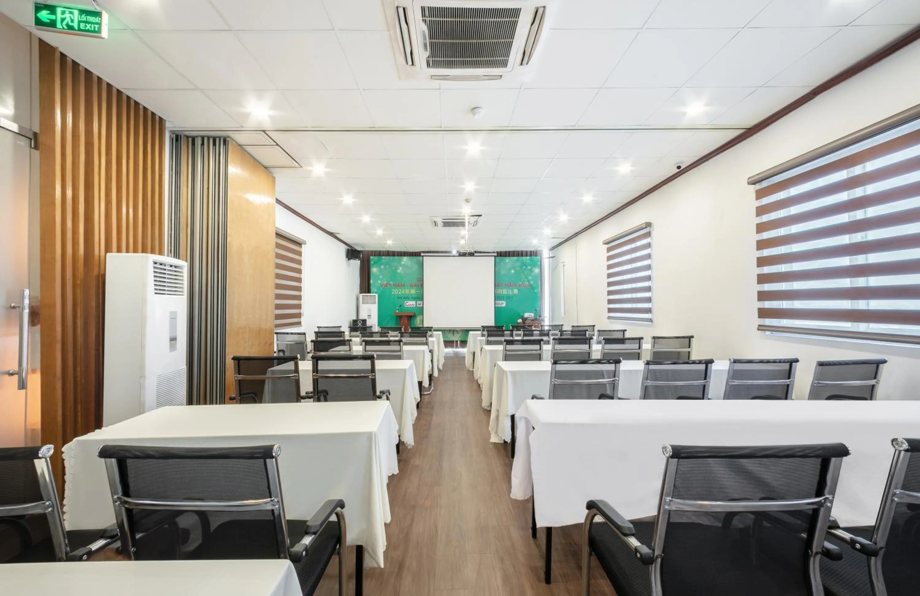 Meeting/conference room in A25 Hotel - 12 Ngô Sỹ Liên