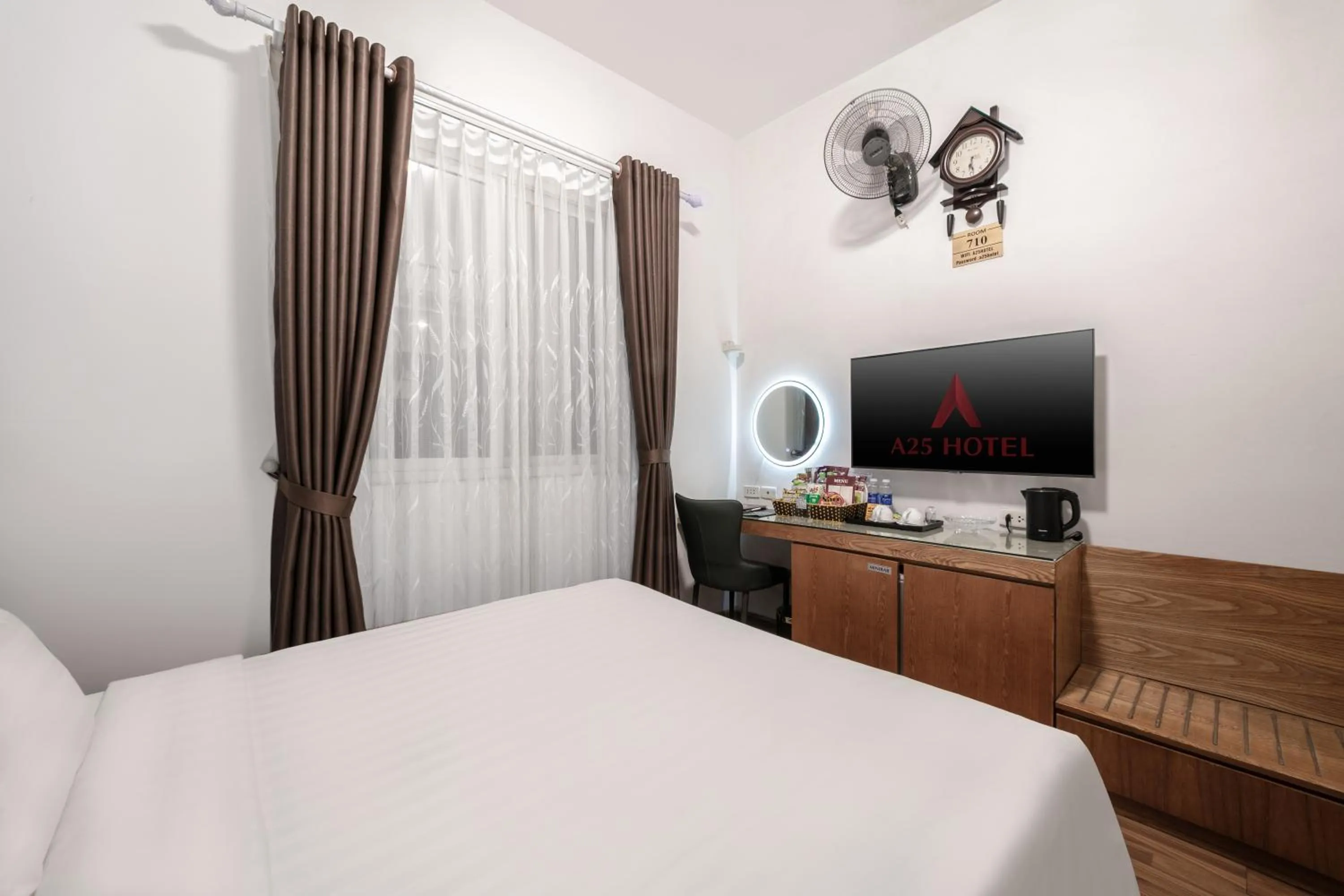 Bedroom, Bed in A25 Hotel - 12 Ngô Sỹ Liên