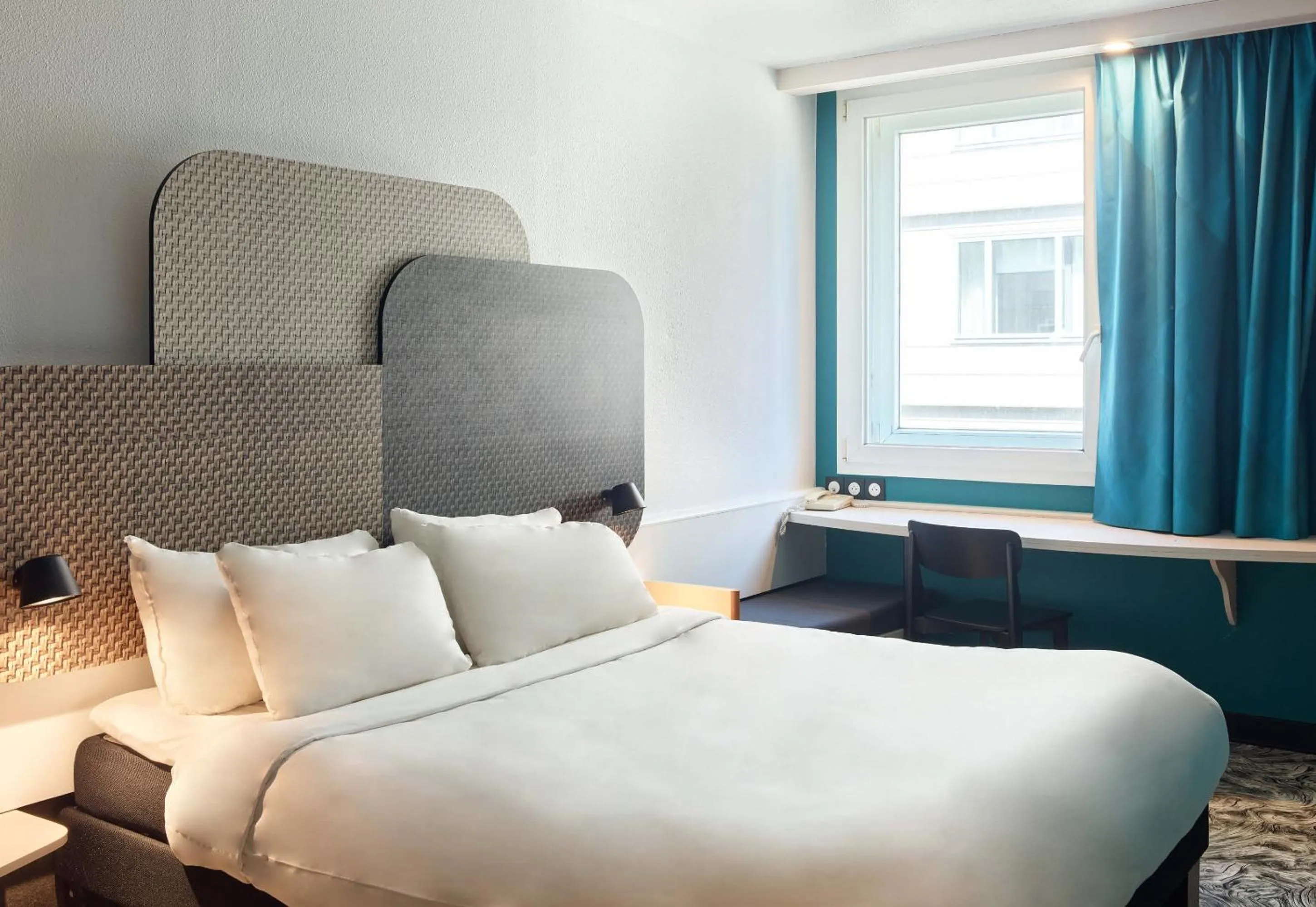 Bedroom, Bed in B&B HOTEL Paris Nord 2 CDG Aéroport