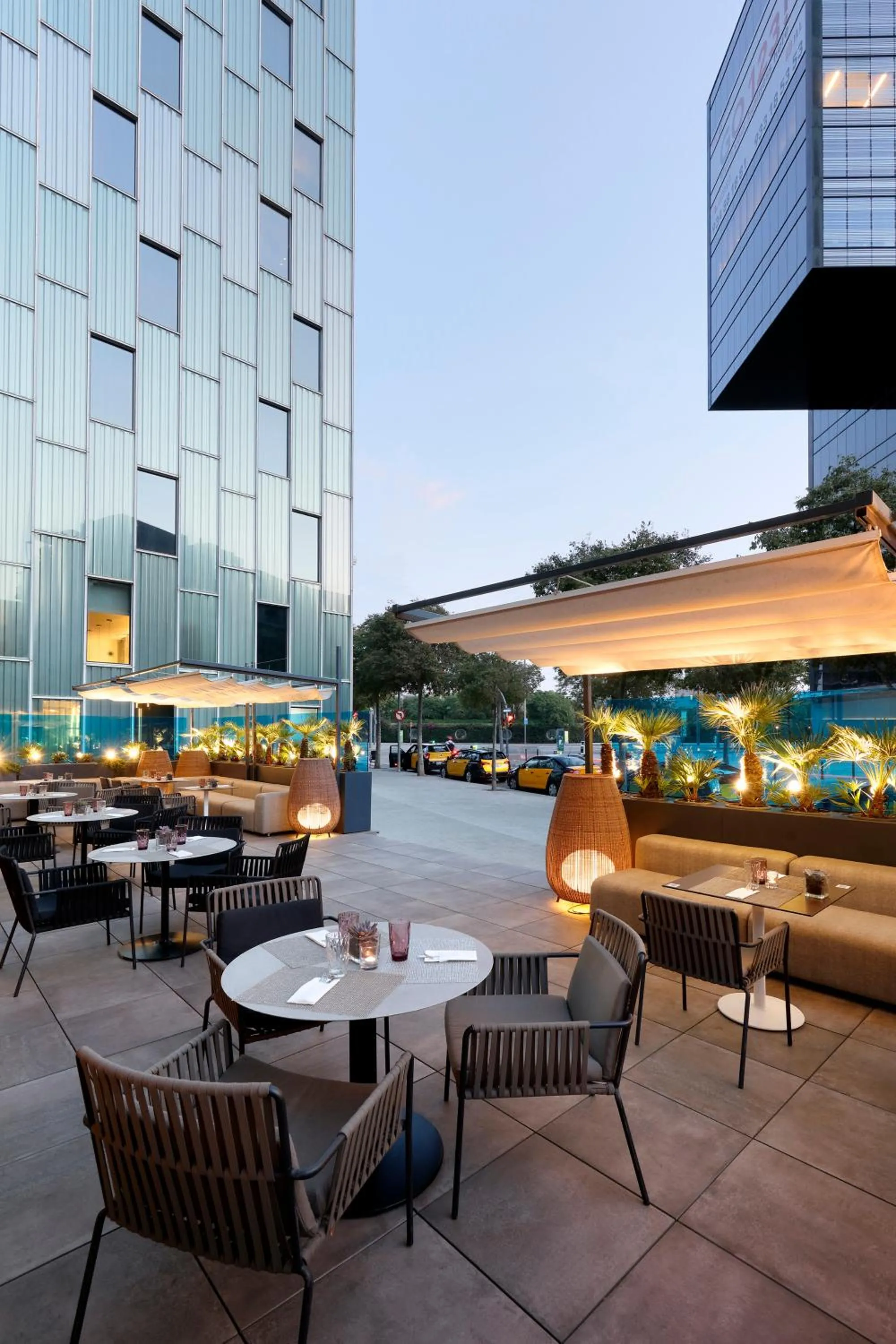 Restaurant/places to eat in The Level at Melia Barcelona Sky