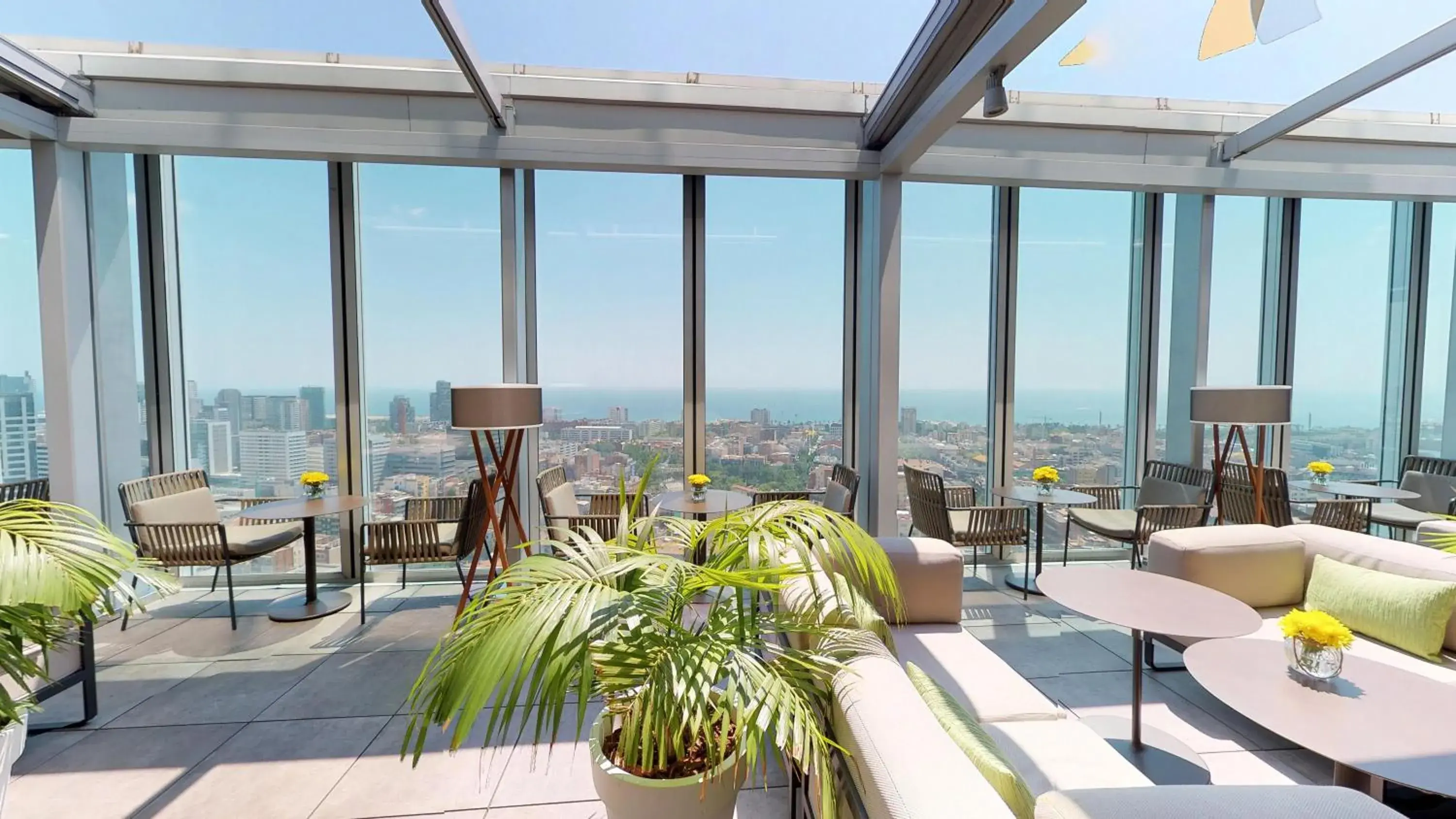 Restaurant/places to eat in The Level at Melia Barcelona Sky Restaurant/places to eat in The Level at Melia Barcelona Sky