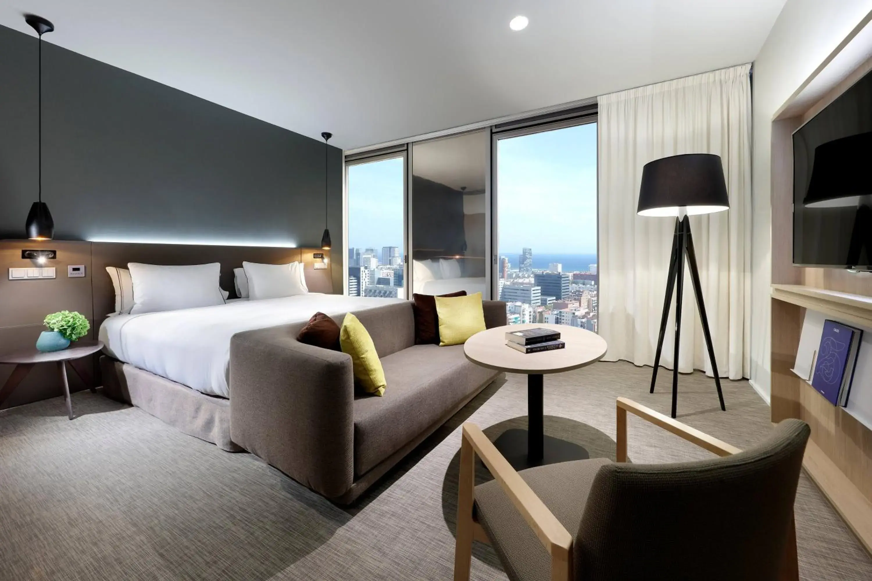 Bed in The Level at Meliá Barcelona Sky Bed in The Level at Meliá Barcelona Sky