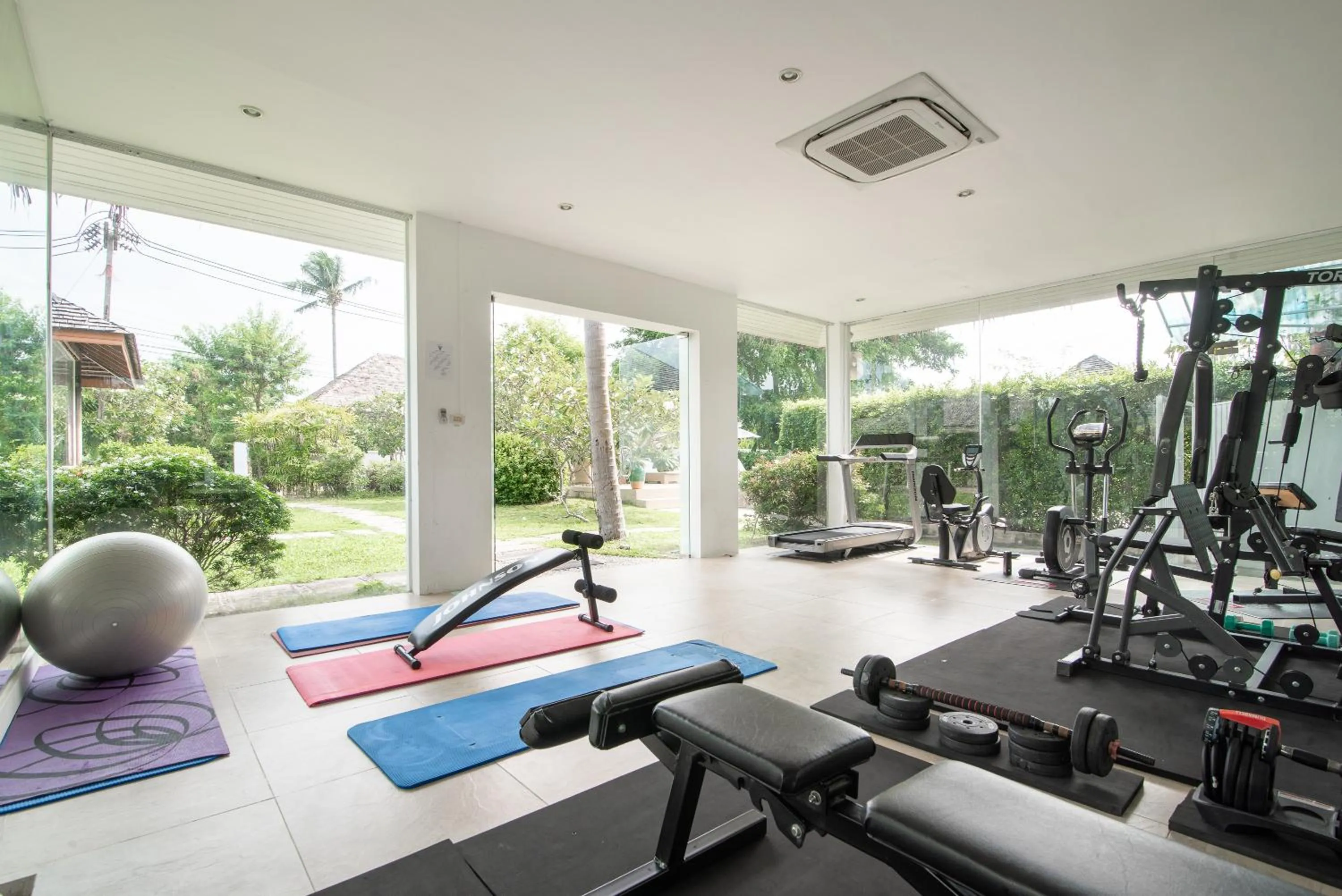 Fitness centre/facilities in Beachfront Villa Baan Rim Haad 3BR