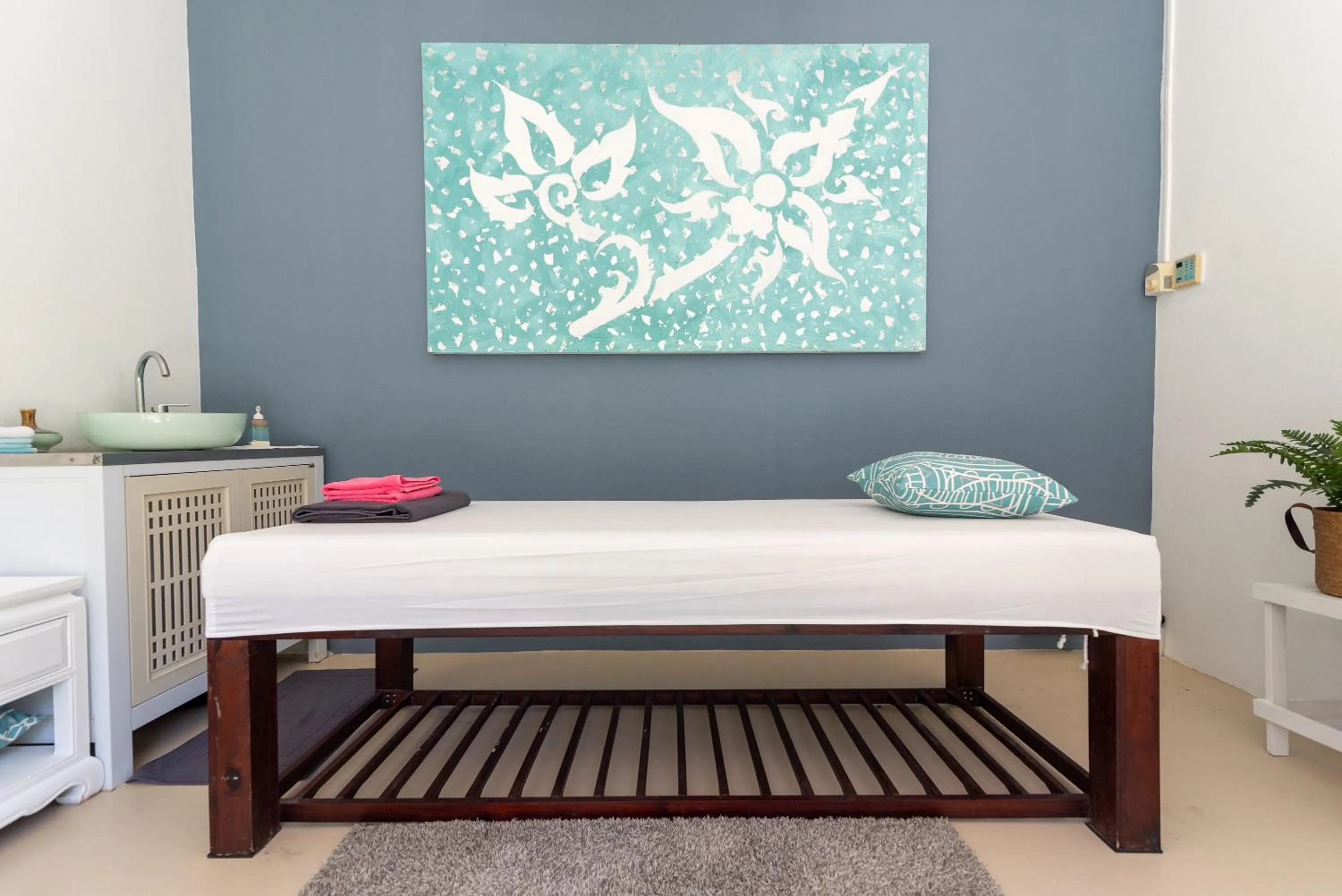 Spa and wellness centre/facilities in Beachfront Villa Baan Rim Haad 3BR