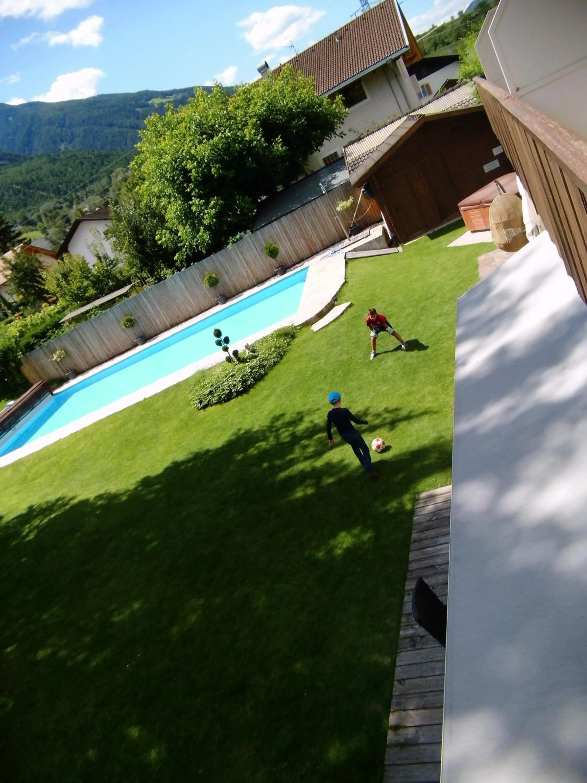 Swimming pool in Pension Lärchenhof