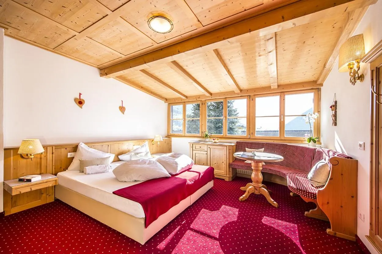 Photo of the whole room in Pension Lärchenhof