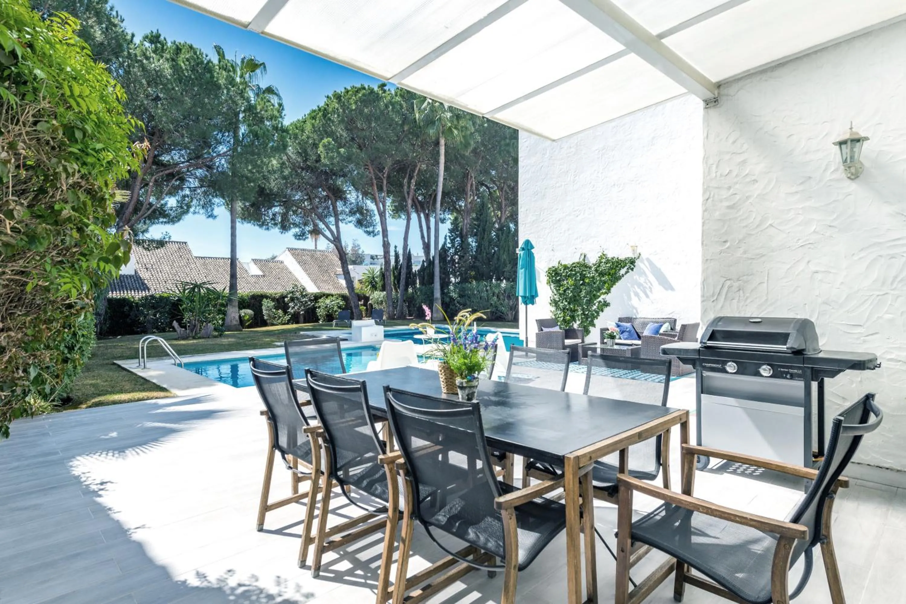 BBQ facilities in Villa Marina