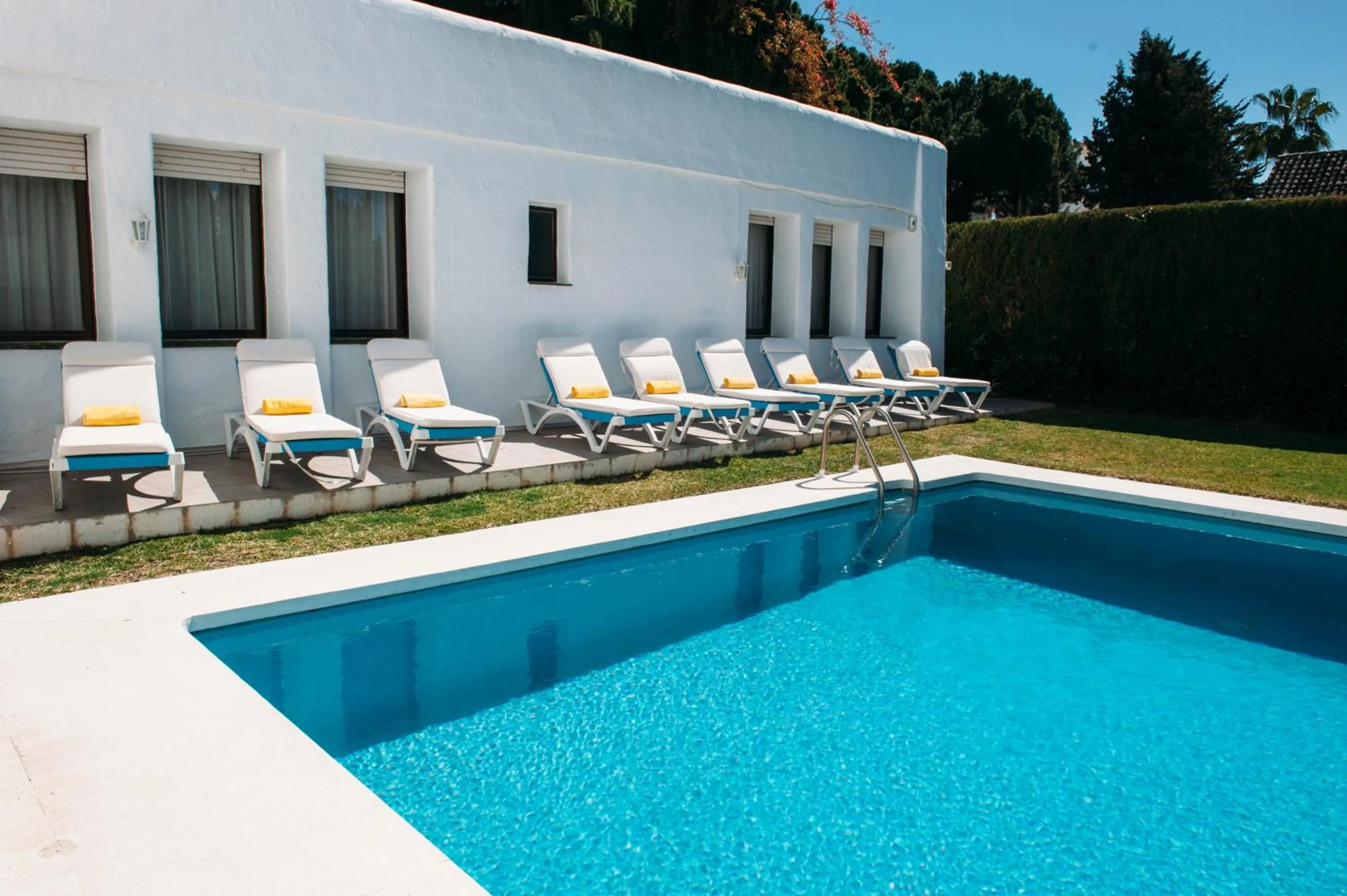 Pool view in Villa Marina