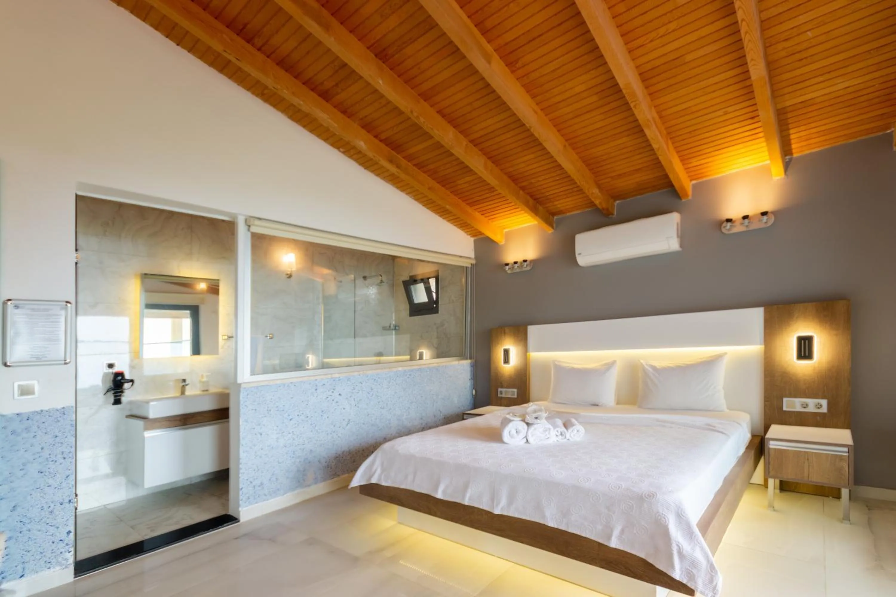 Bed in Stonehillkaş