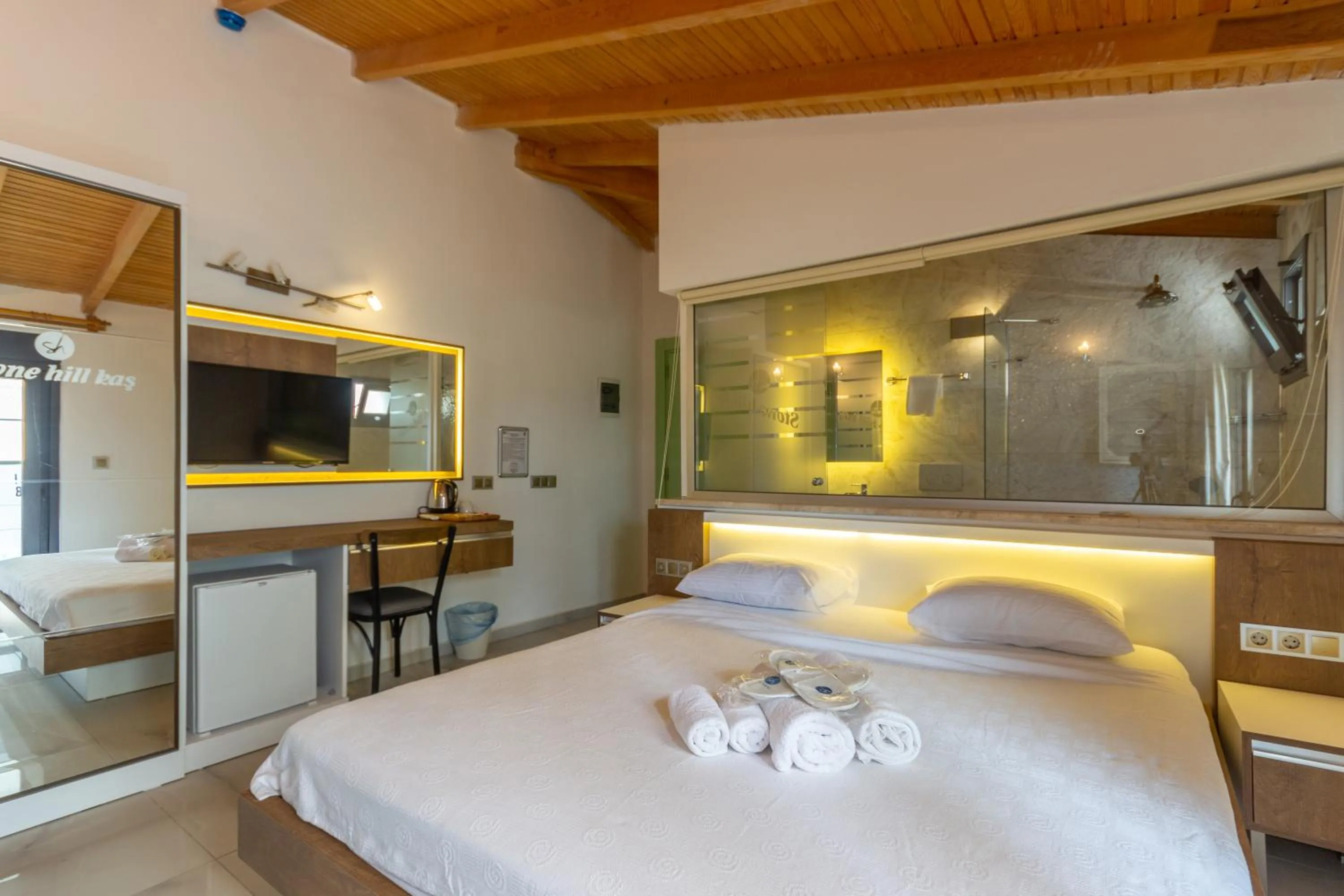 Bed in Stonehillkaş