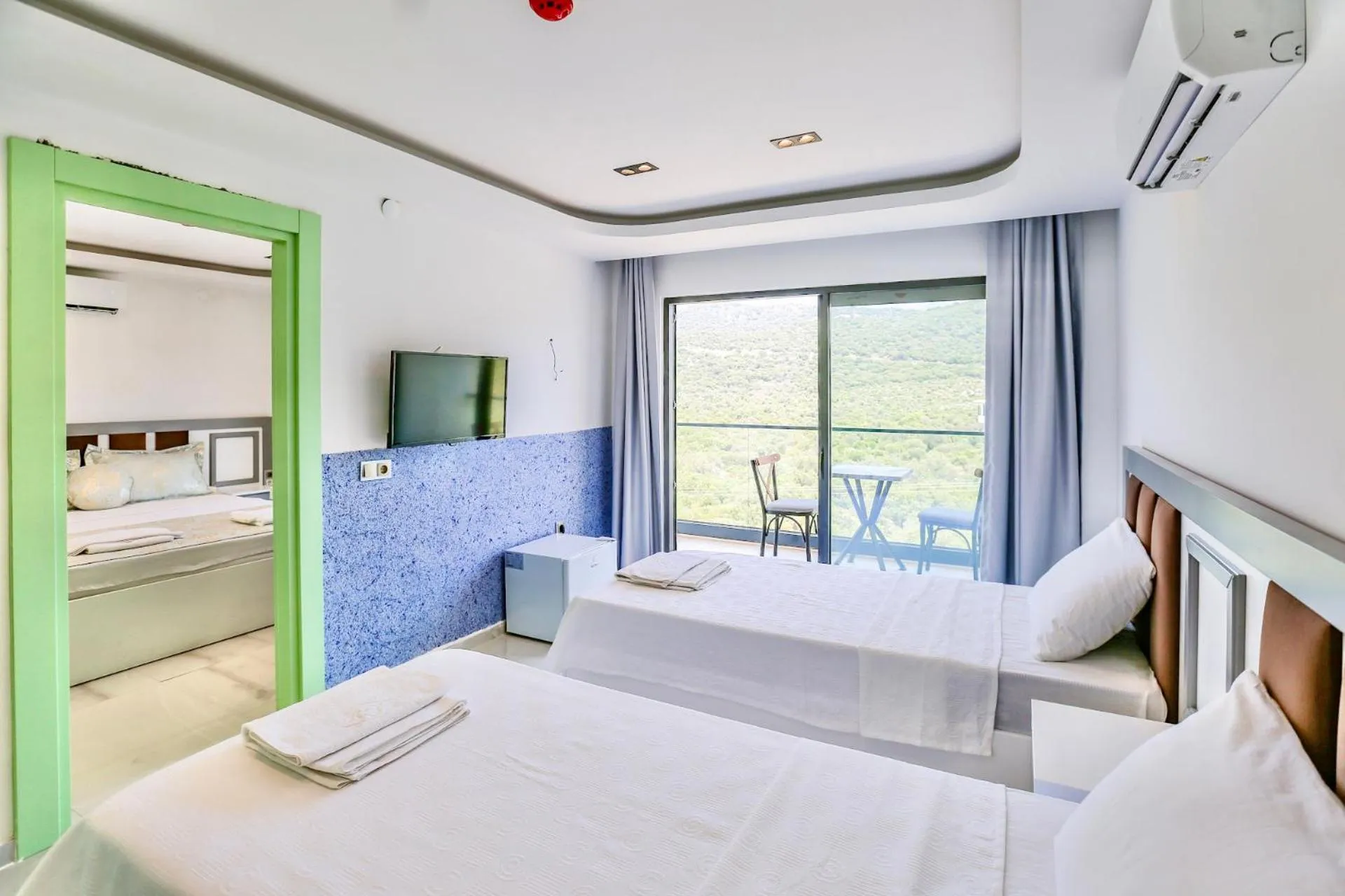 Photo of the whole room, Bed in Stonehillkaş