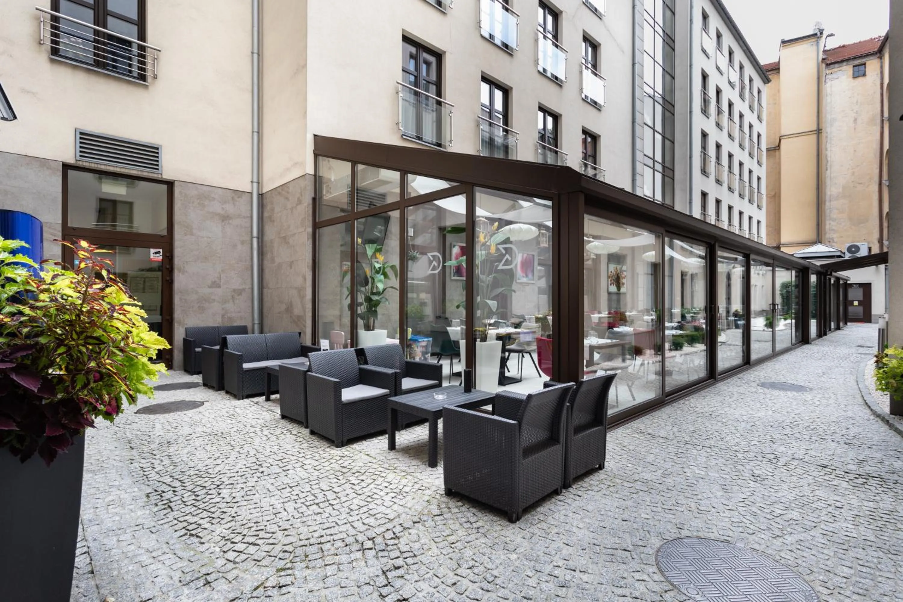 Property building in Golden Tulip Krakow City Center