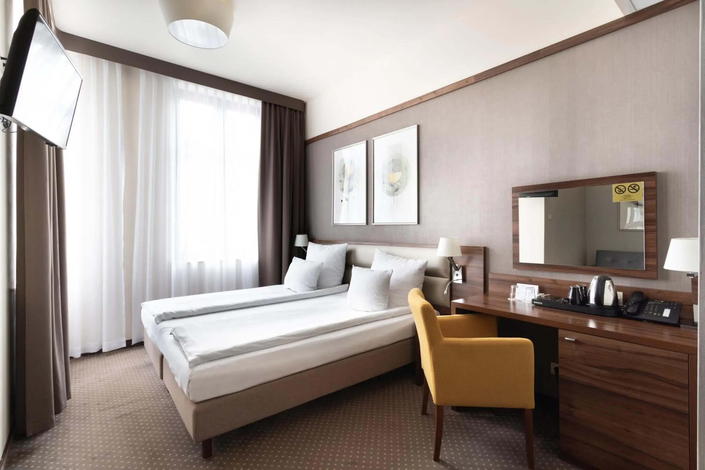 Bed in Golden Tulip Krakow City Center Bed in Golden Tulip Krakow City Center