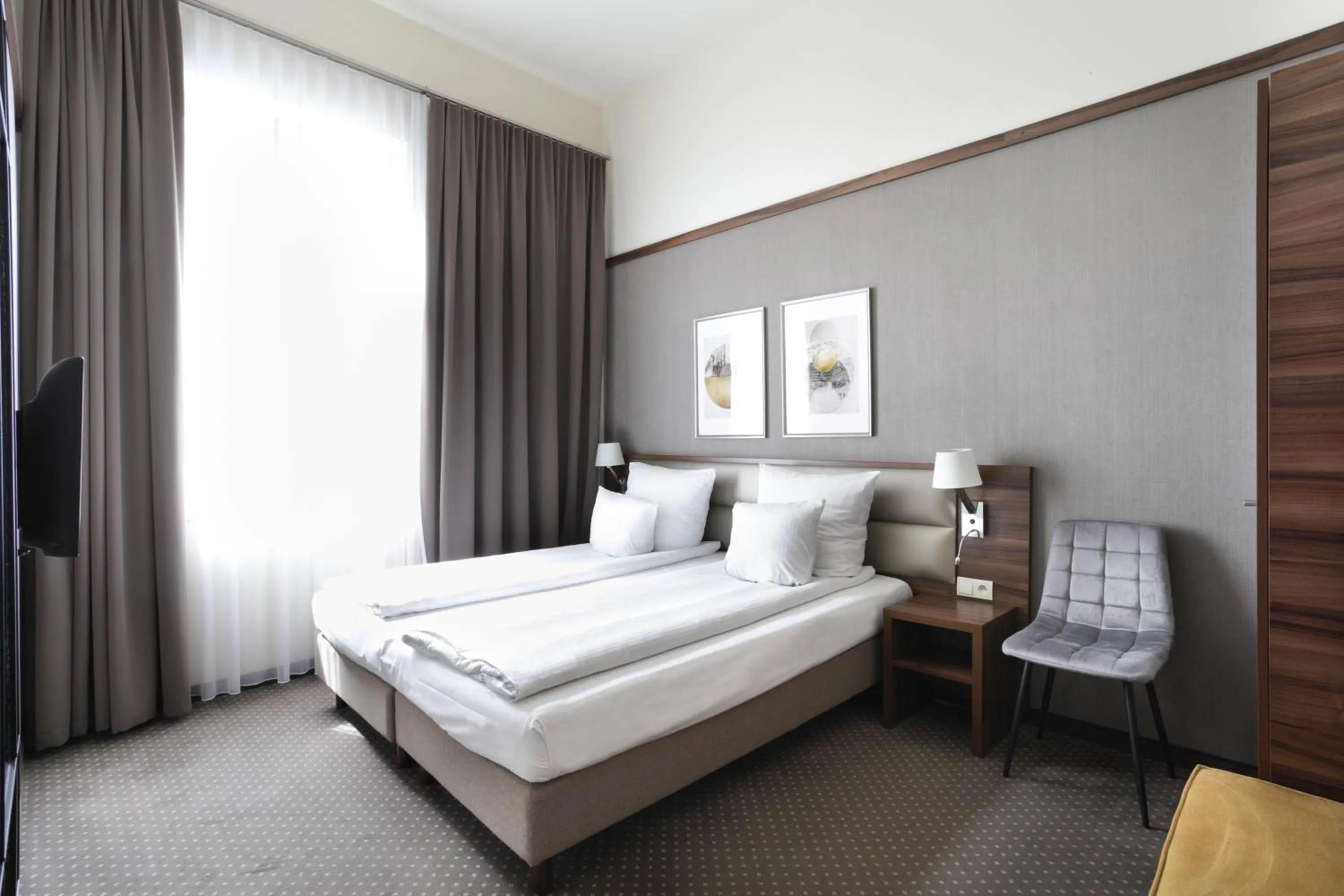 Bed in Golden Tulip Krakow City Center