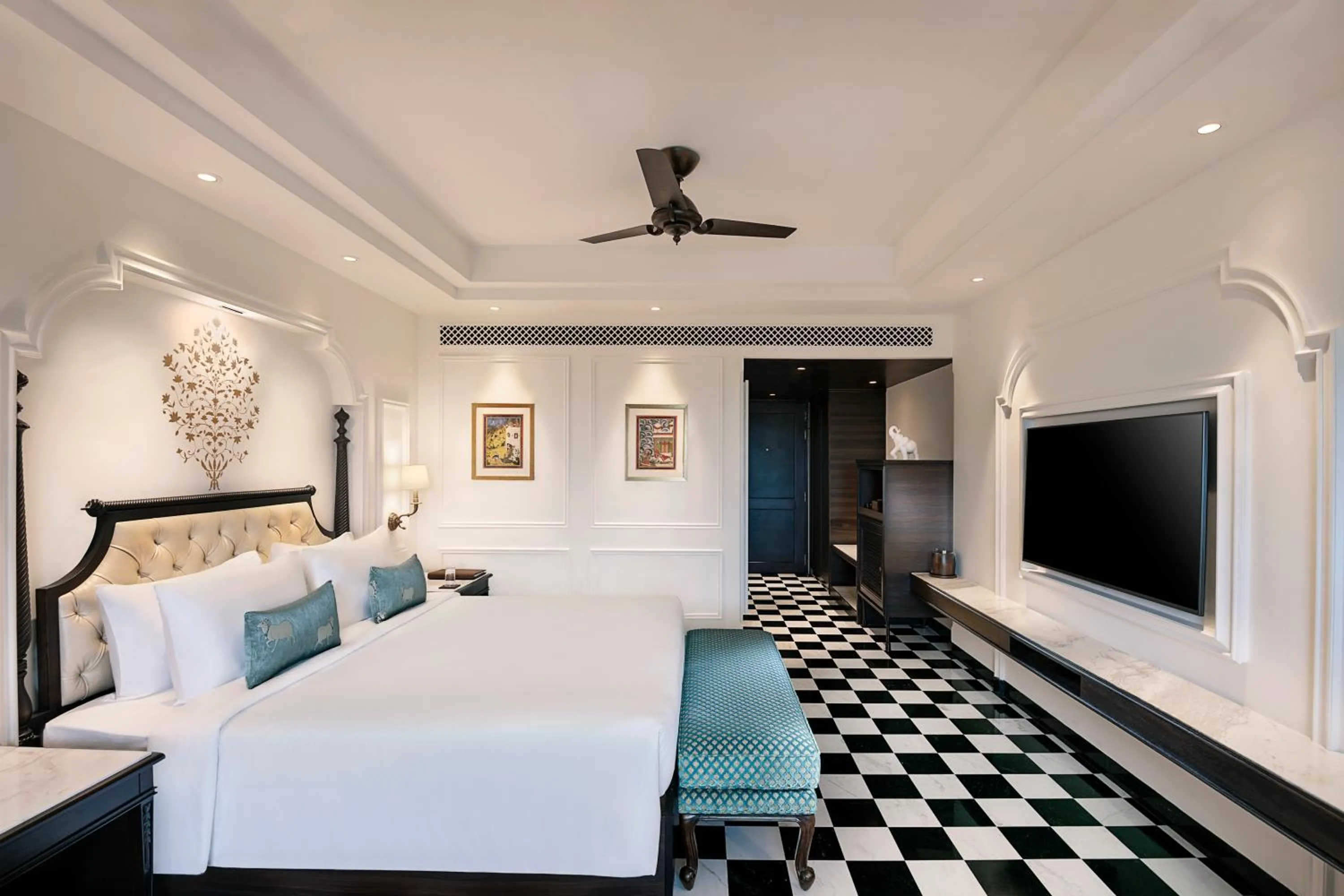 Photo of the whole room, Bed in Aurika, Udaipur - Luxury by Lemon Tree Hotels