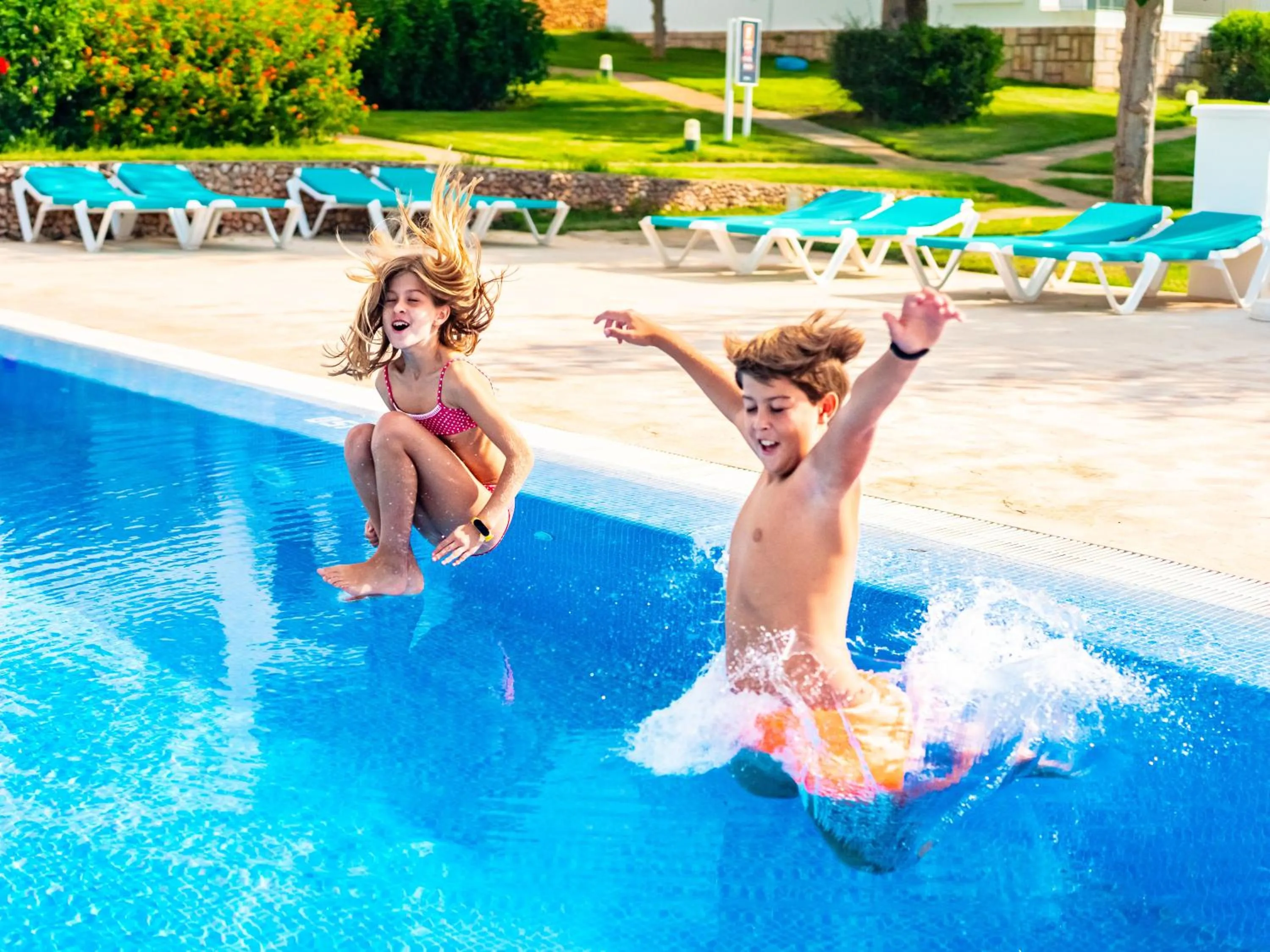 Swimming pool in Seth Mestral & Llebeig