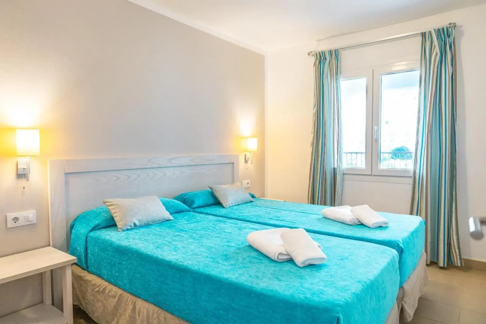 Two Bedroom Apartment in Seth Mestral & Llebeig Two Bedroom Apartment in Seth Mestral & Llebeig