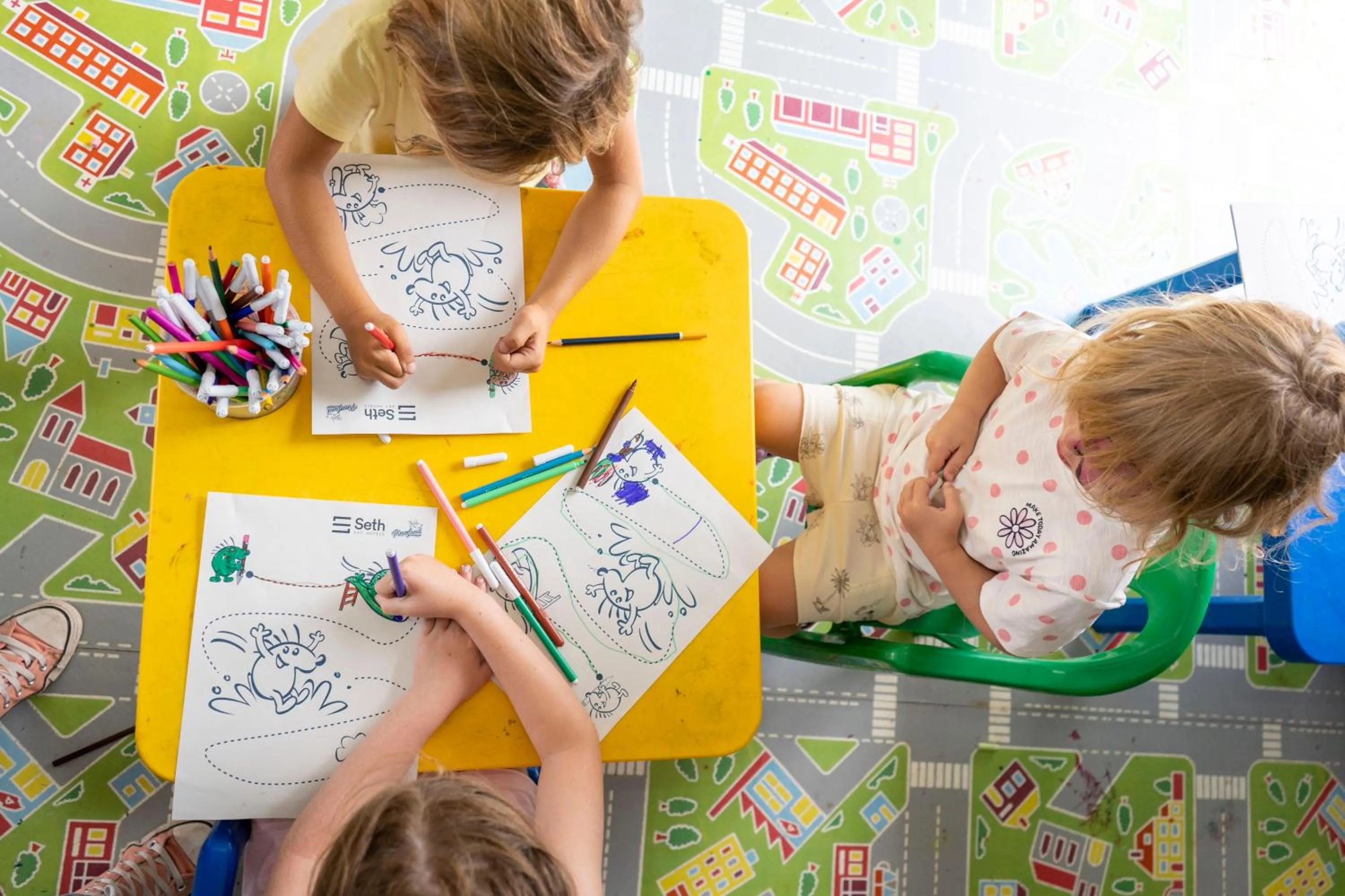 children in Seth Mestral & Llebeig