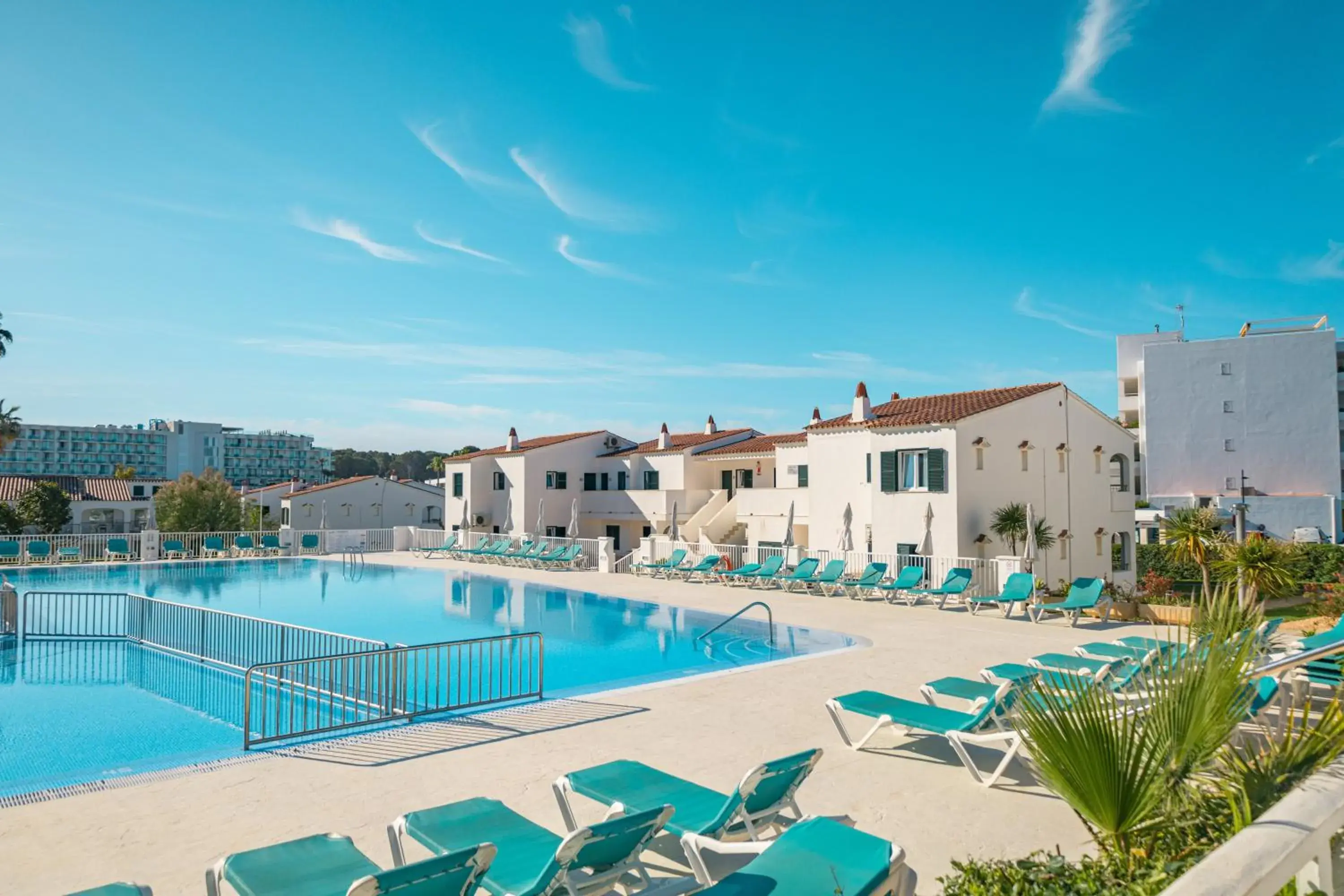 Swimming pool in Seth Mestral & Llebeig Swimming pool in Seth Mestral & Llebeig