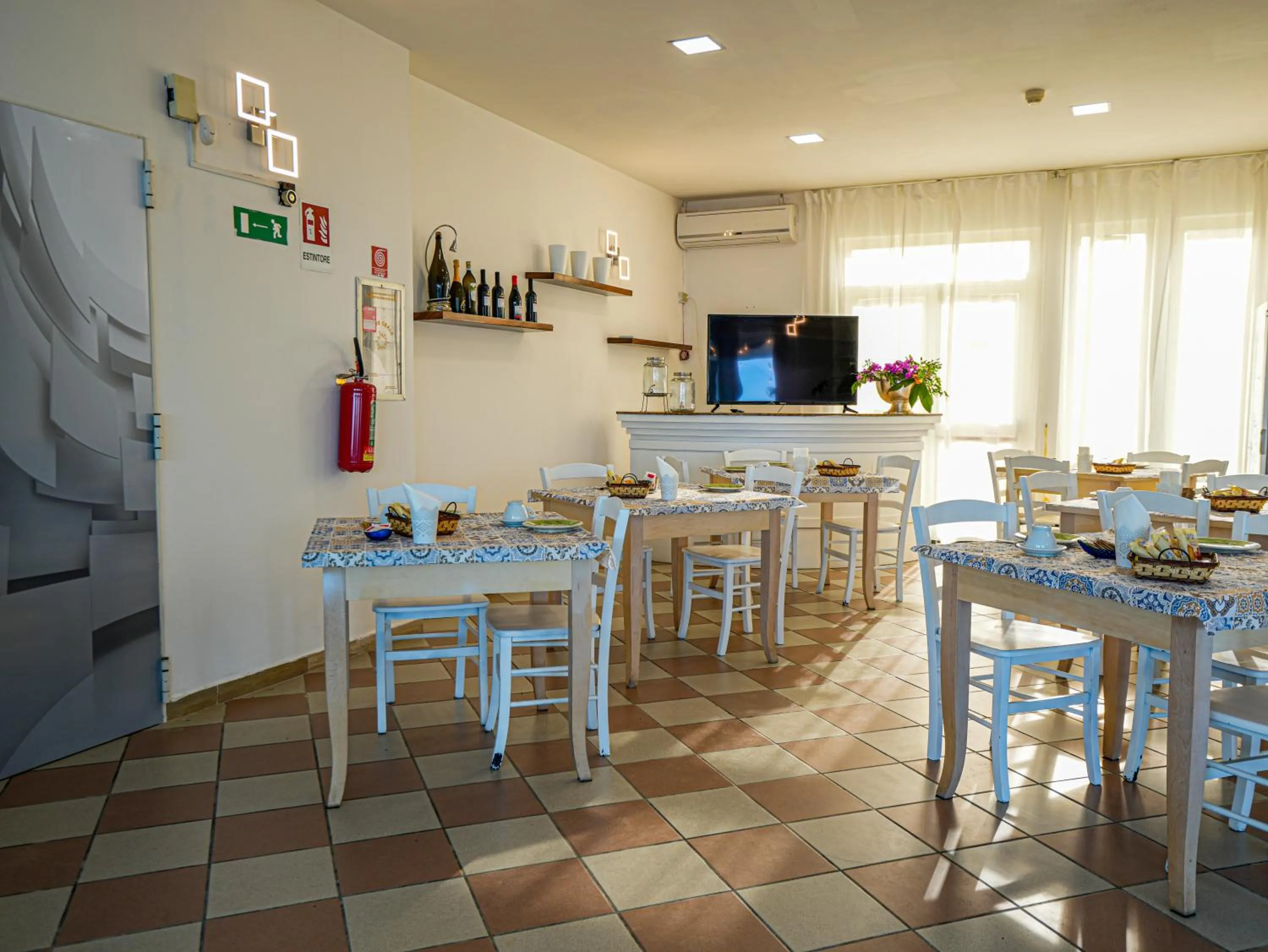 Restaurant/places to eat in Hotel Rivabella